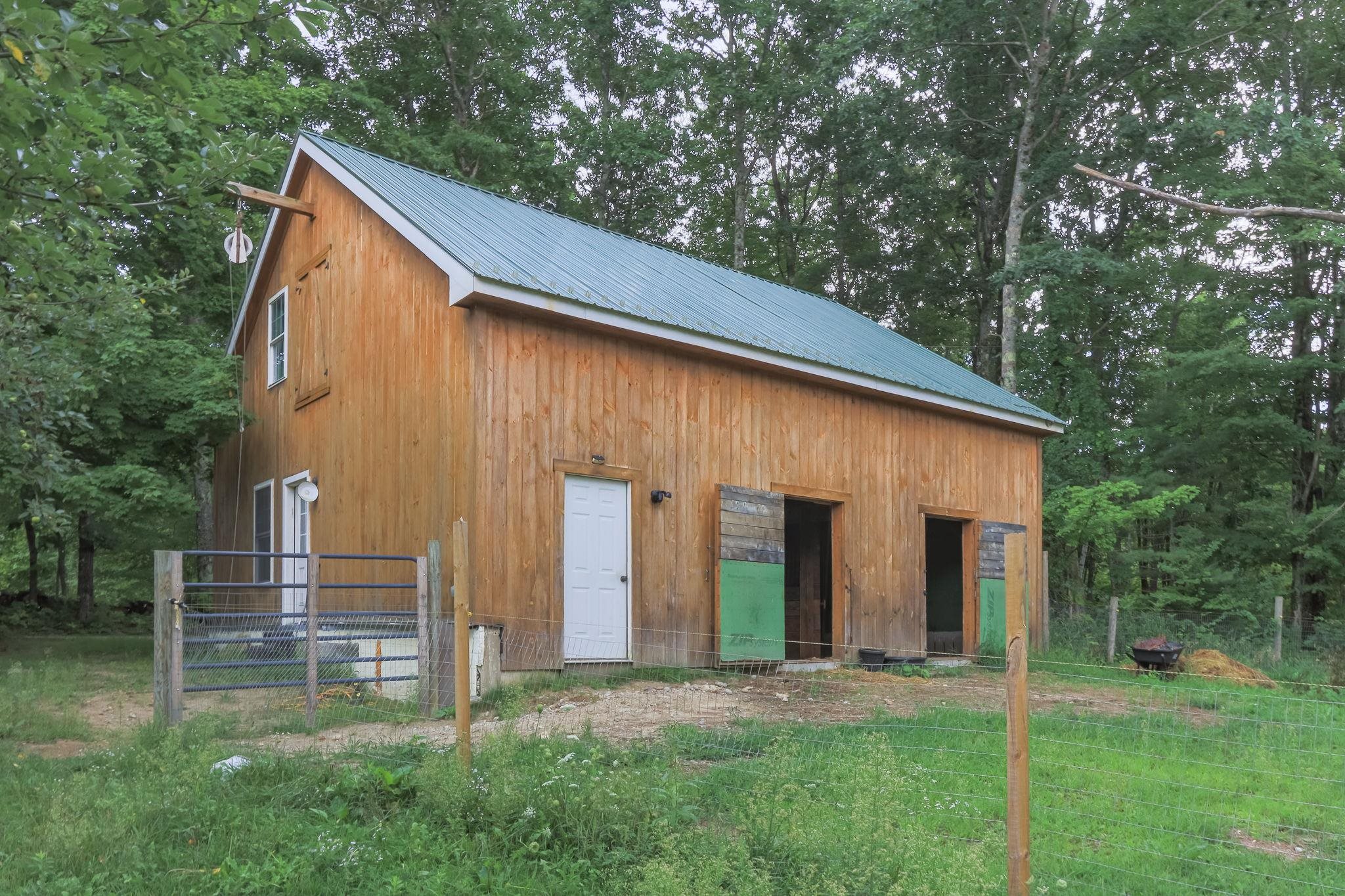 main property photo 35