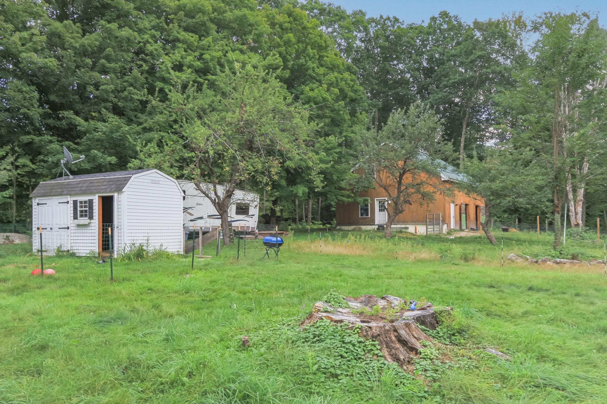 main property photo 40
