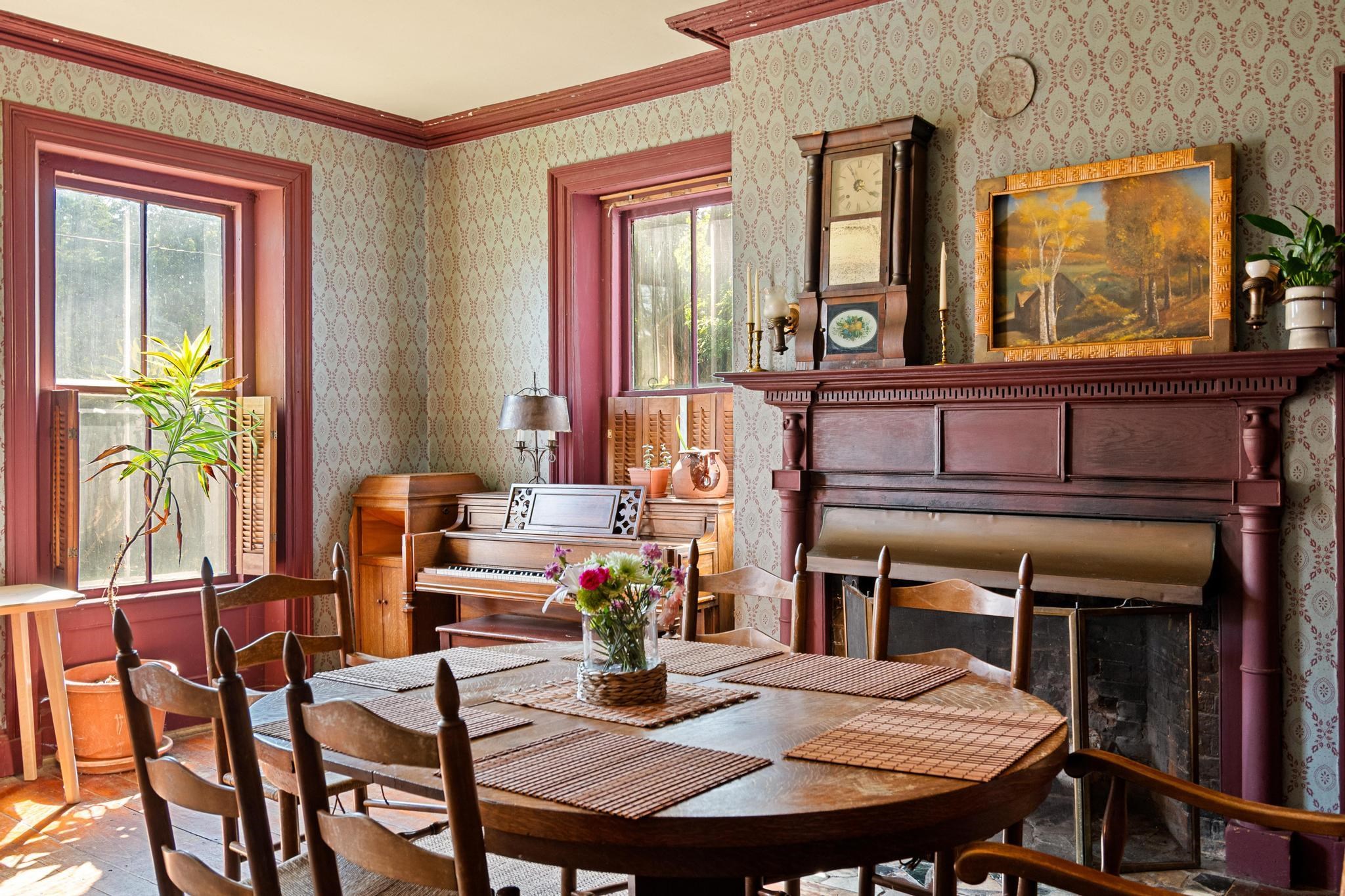 main property photo 44