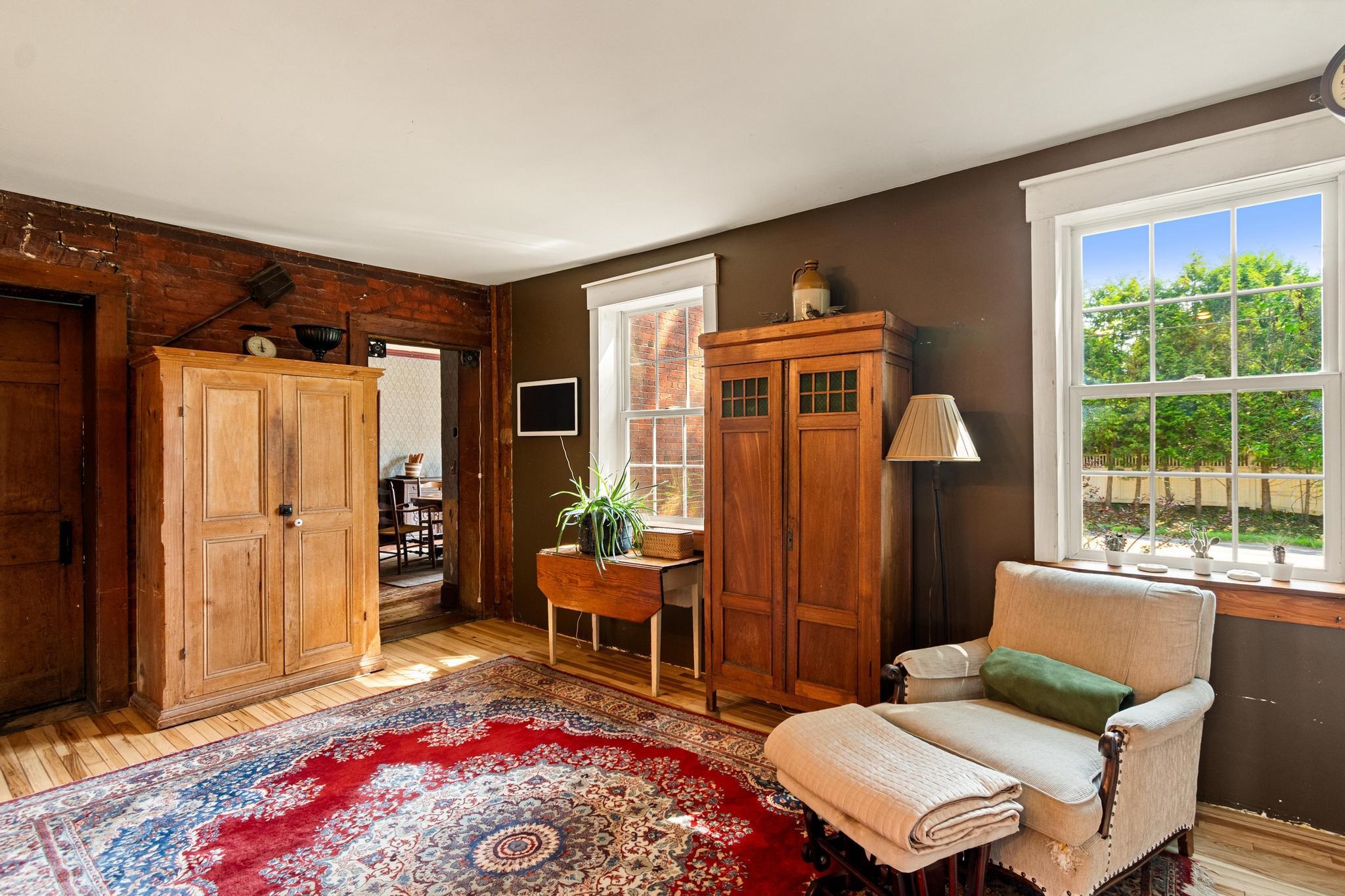 main property photo 47