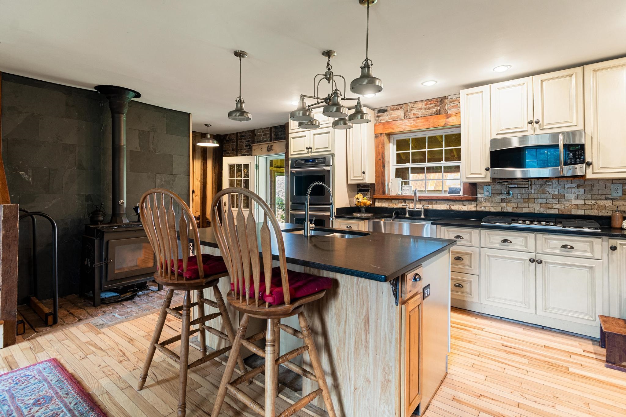 main property photo 51