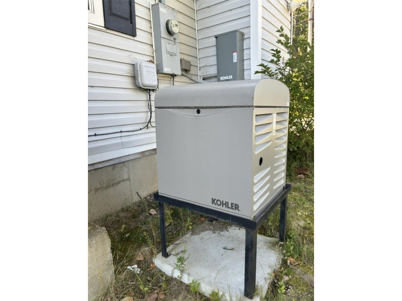 main property photo 37