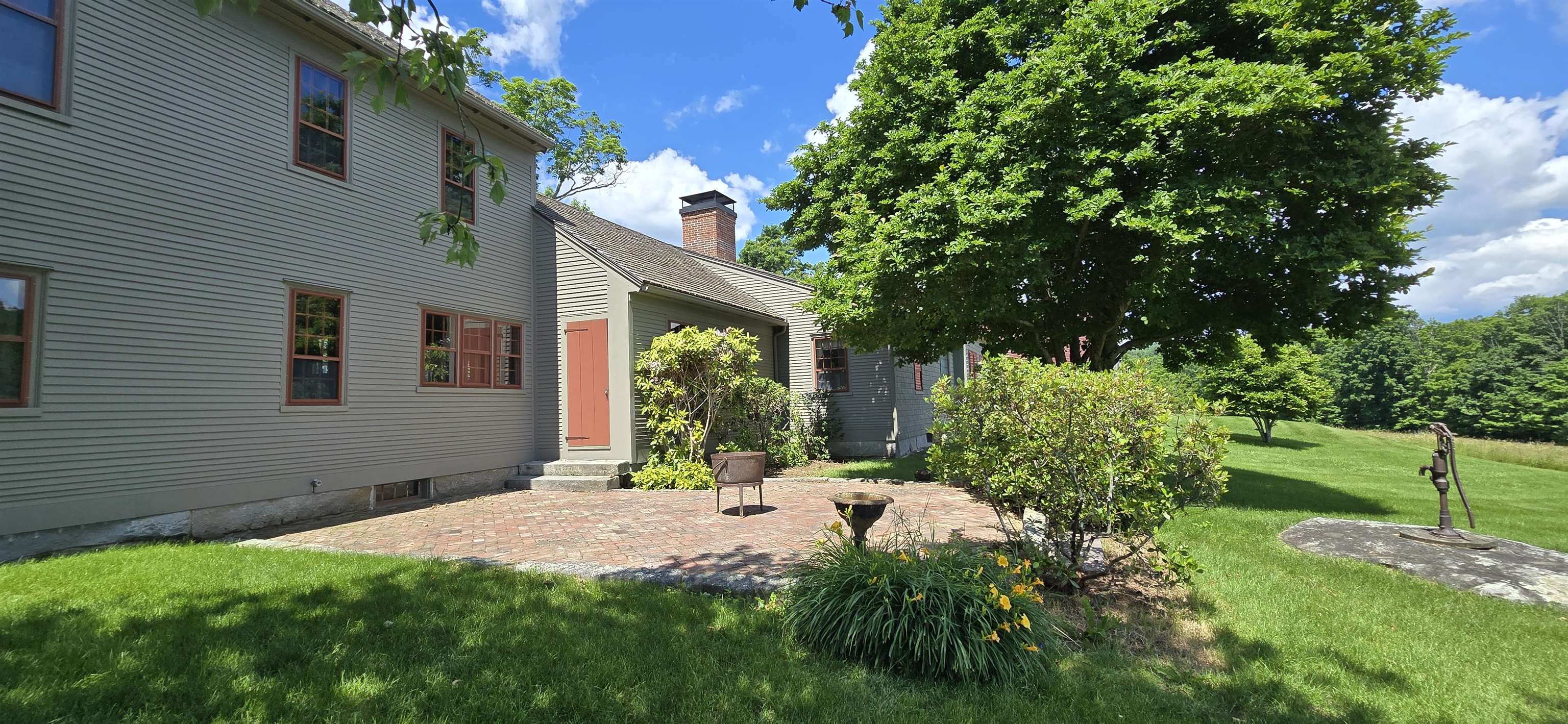 main property photo 54