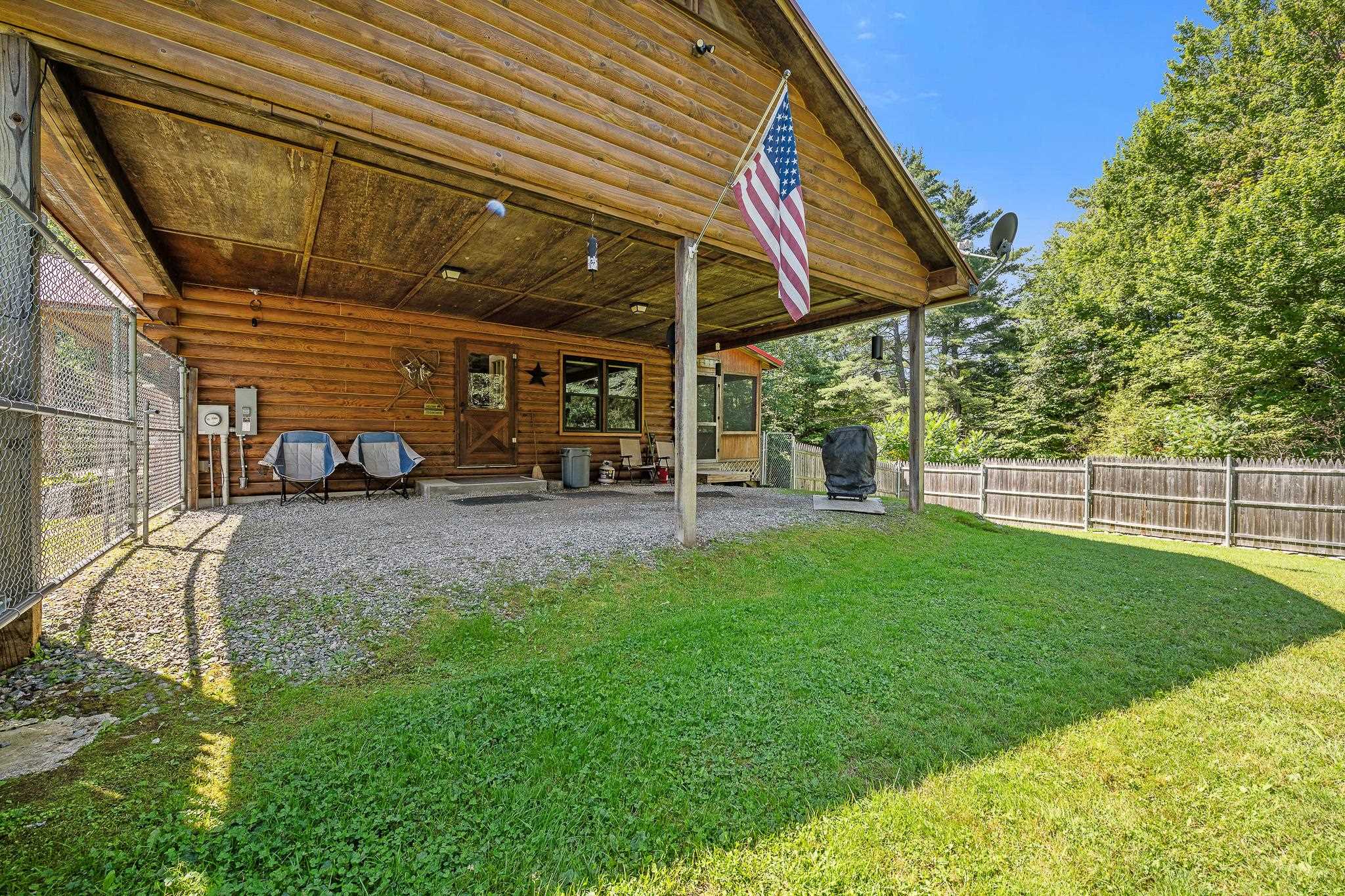 main property photo 41