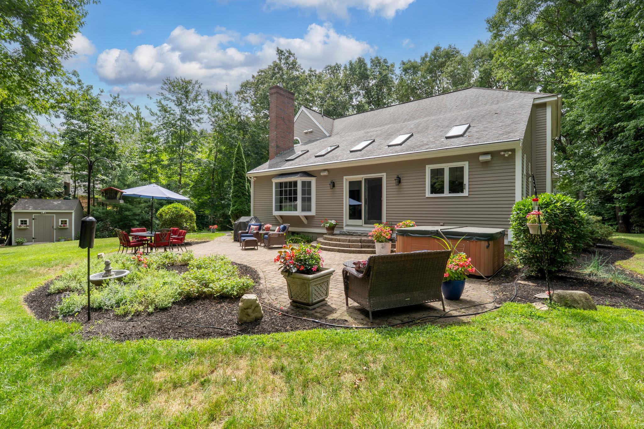 main property photo 7