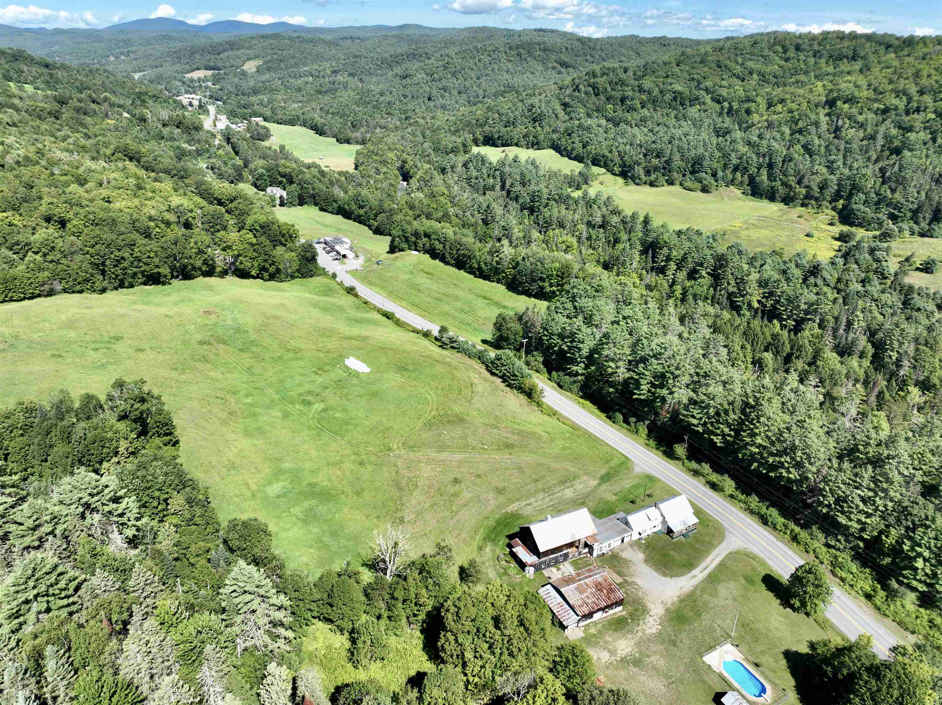 main property photo 36