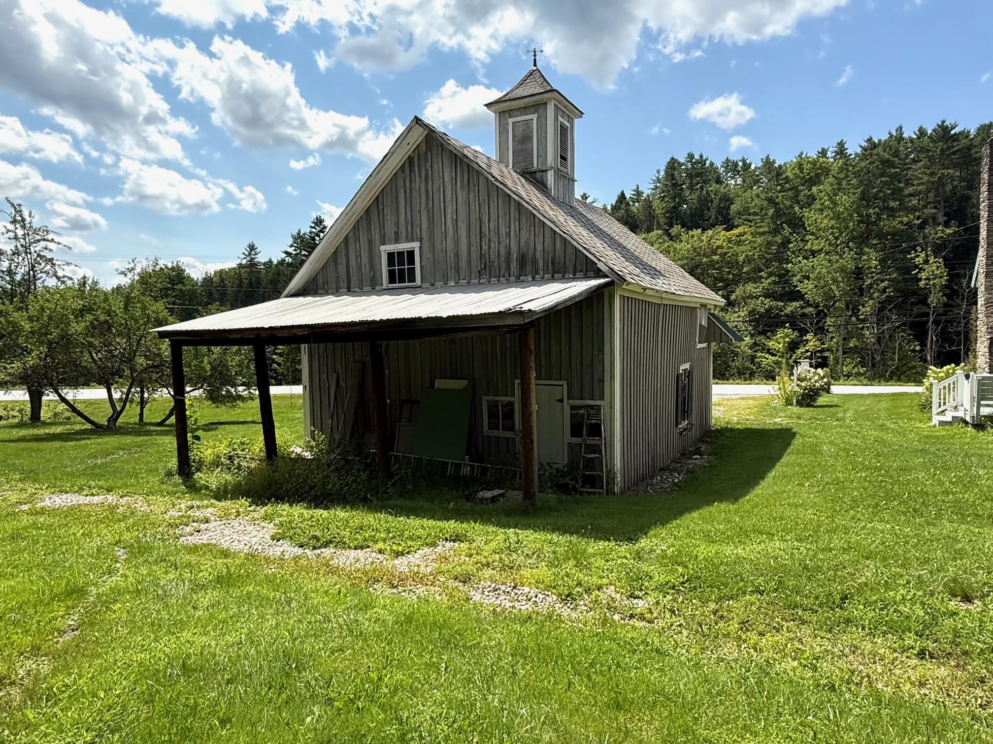 main property photo 36