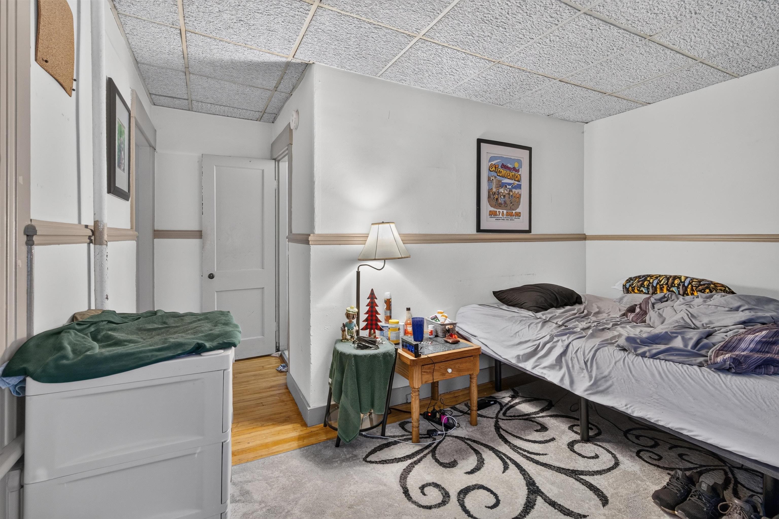 main property photo 37