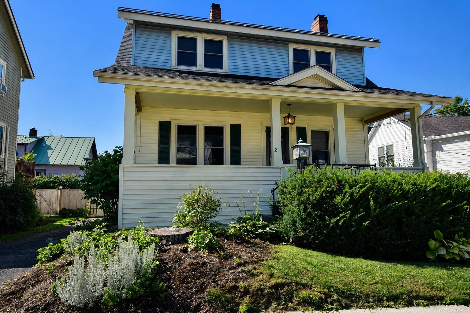 main property photo 28