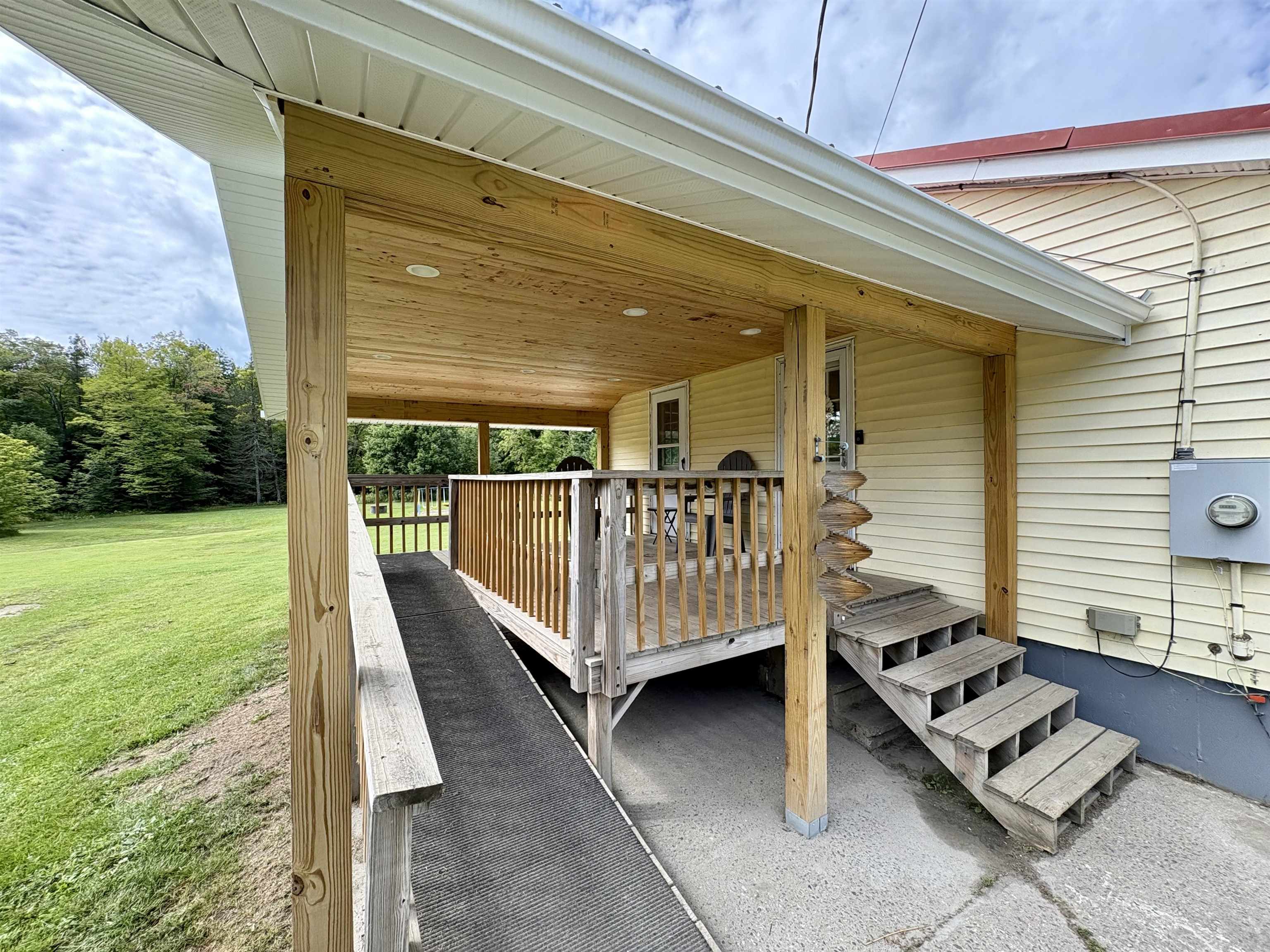 main property photo 11