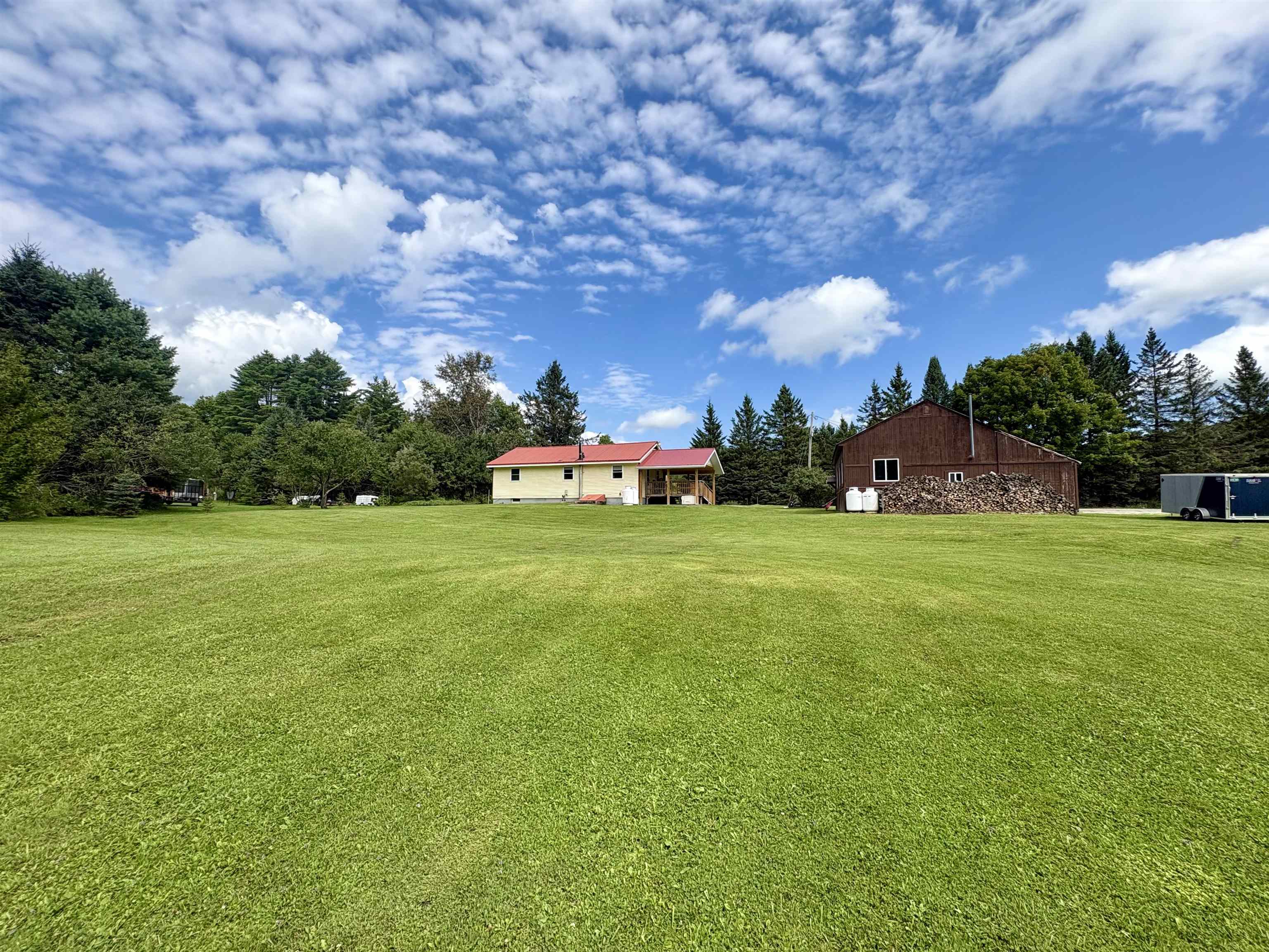 main property photo 37