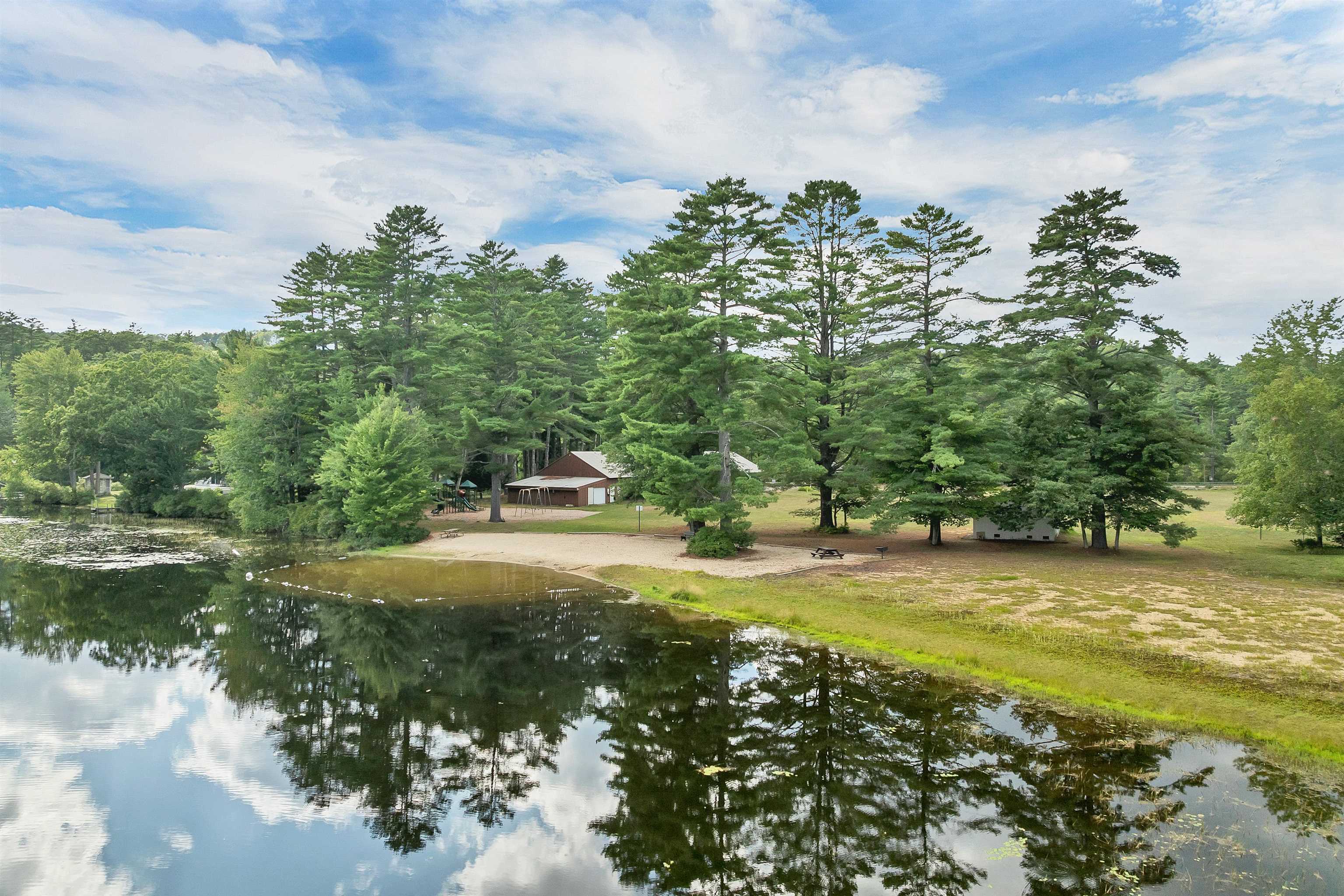main property photo 39