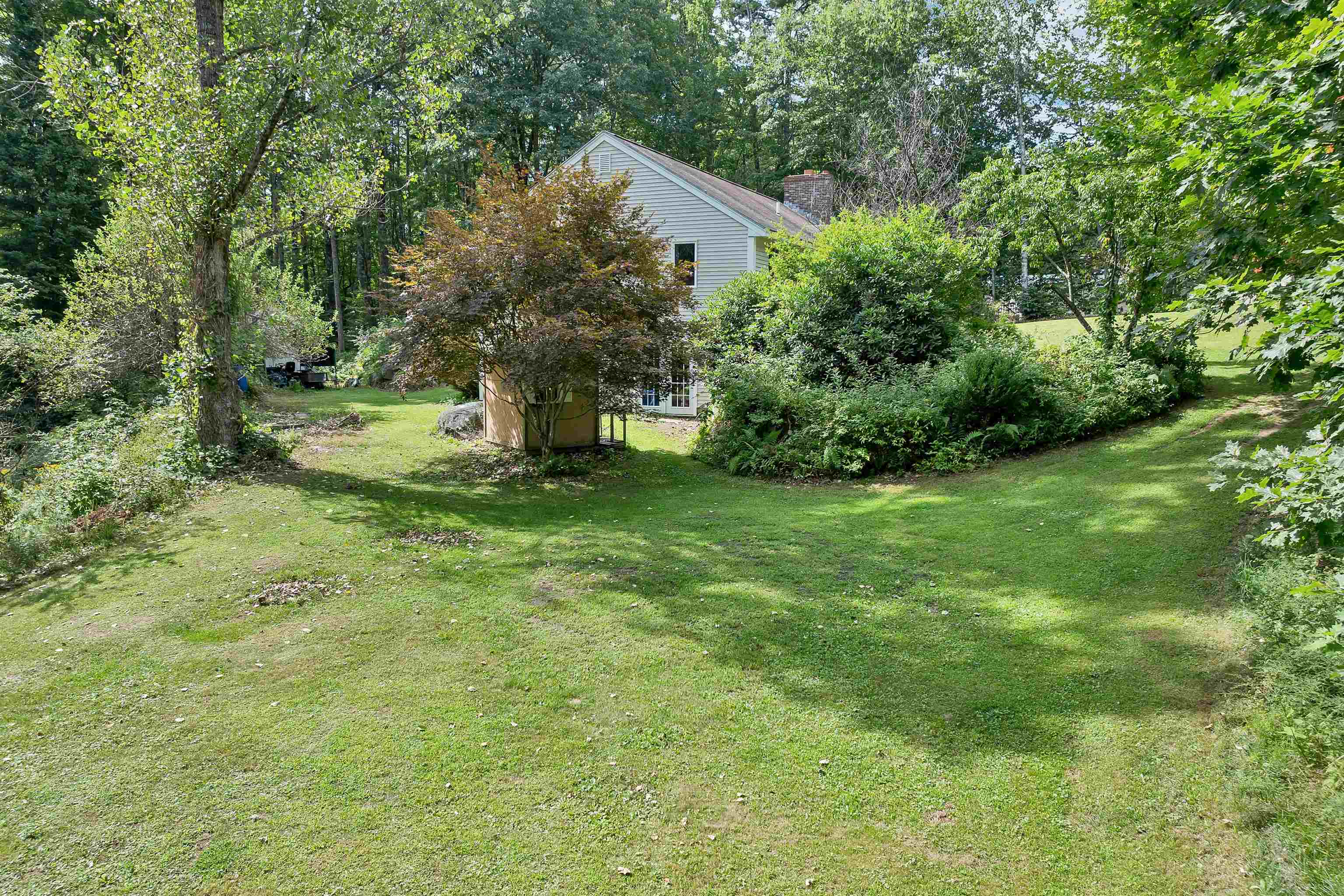 main property photo 12