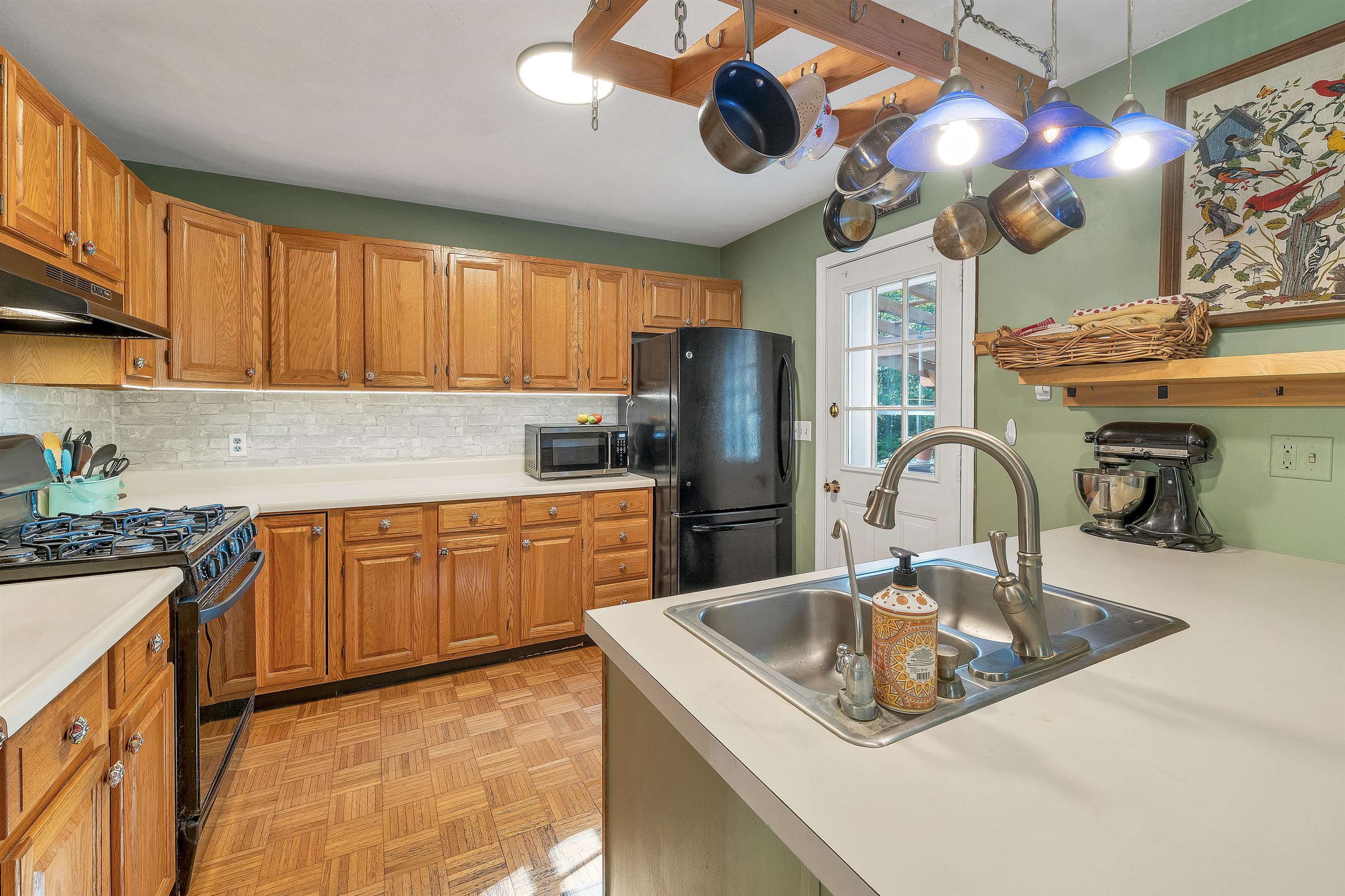 main property photo 18