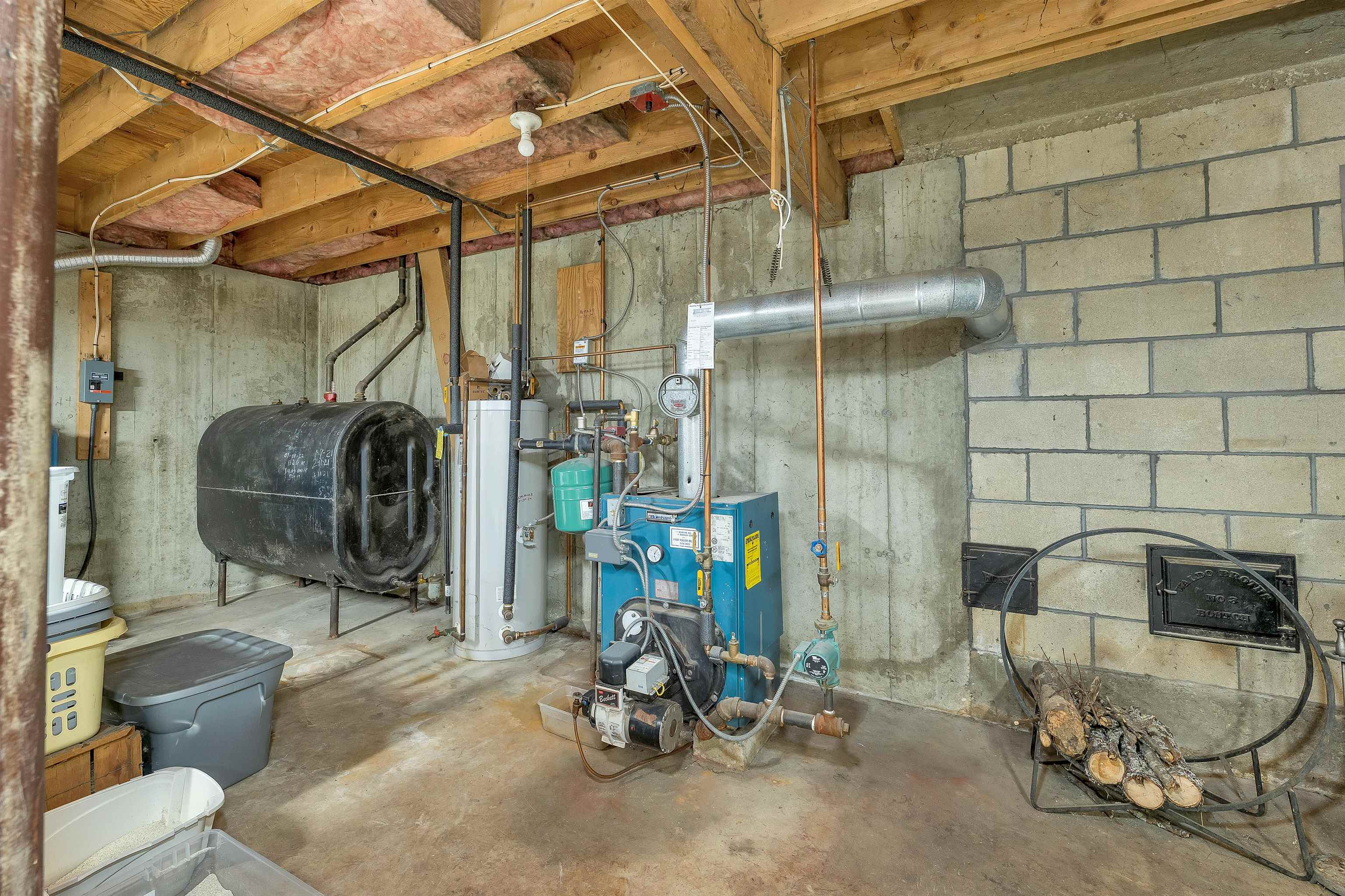 main property photo 47
