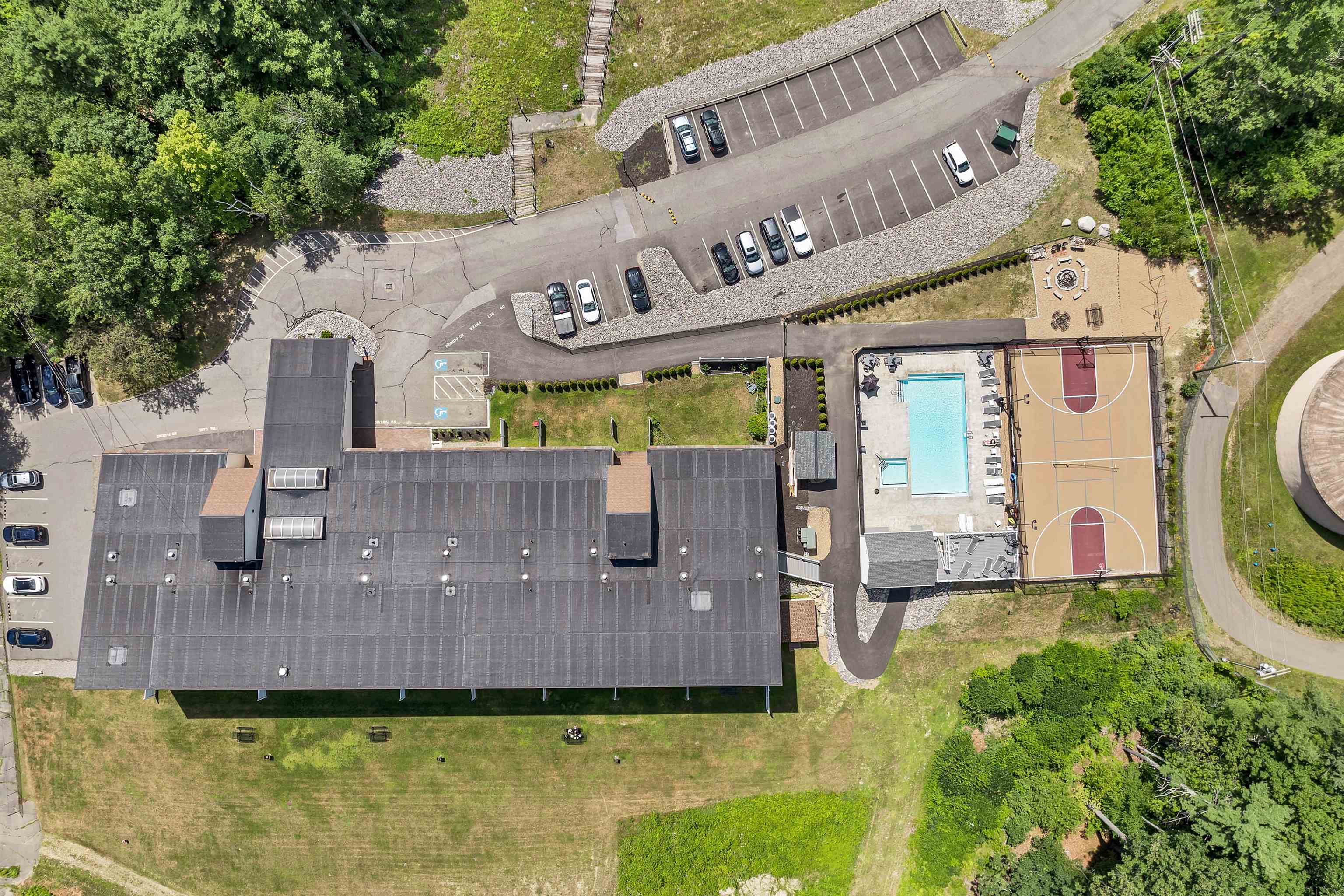 main property photo 44