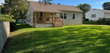 image of property with 3 Bed | 1 Bath | 1,344 Sqft