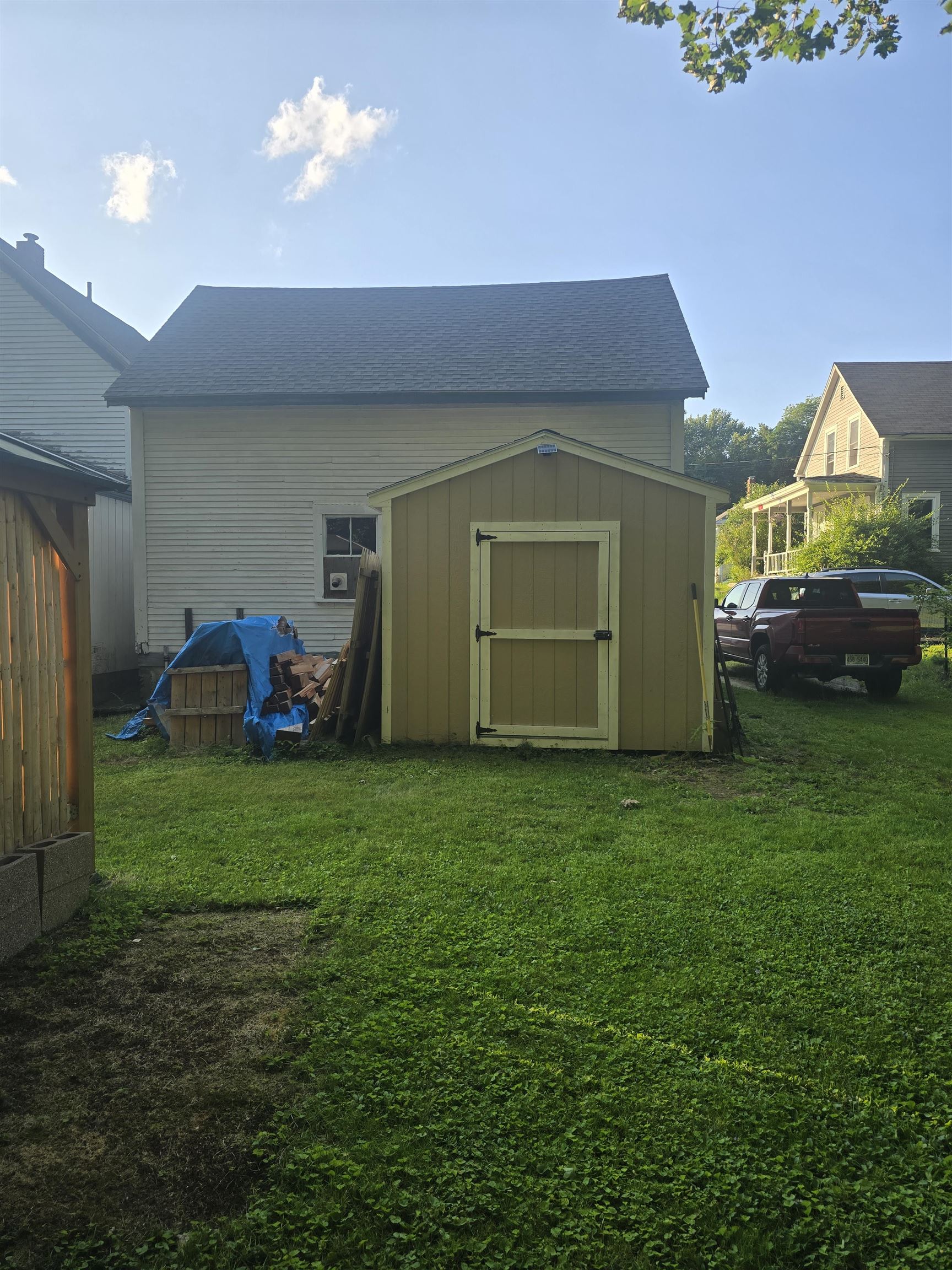 main property photo 6