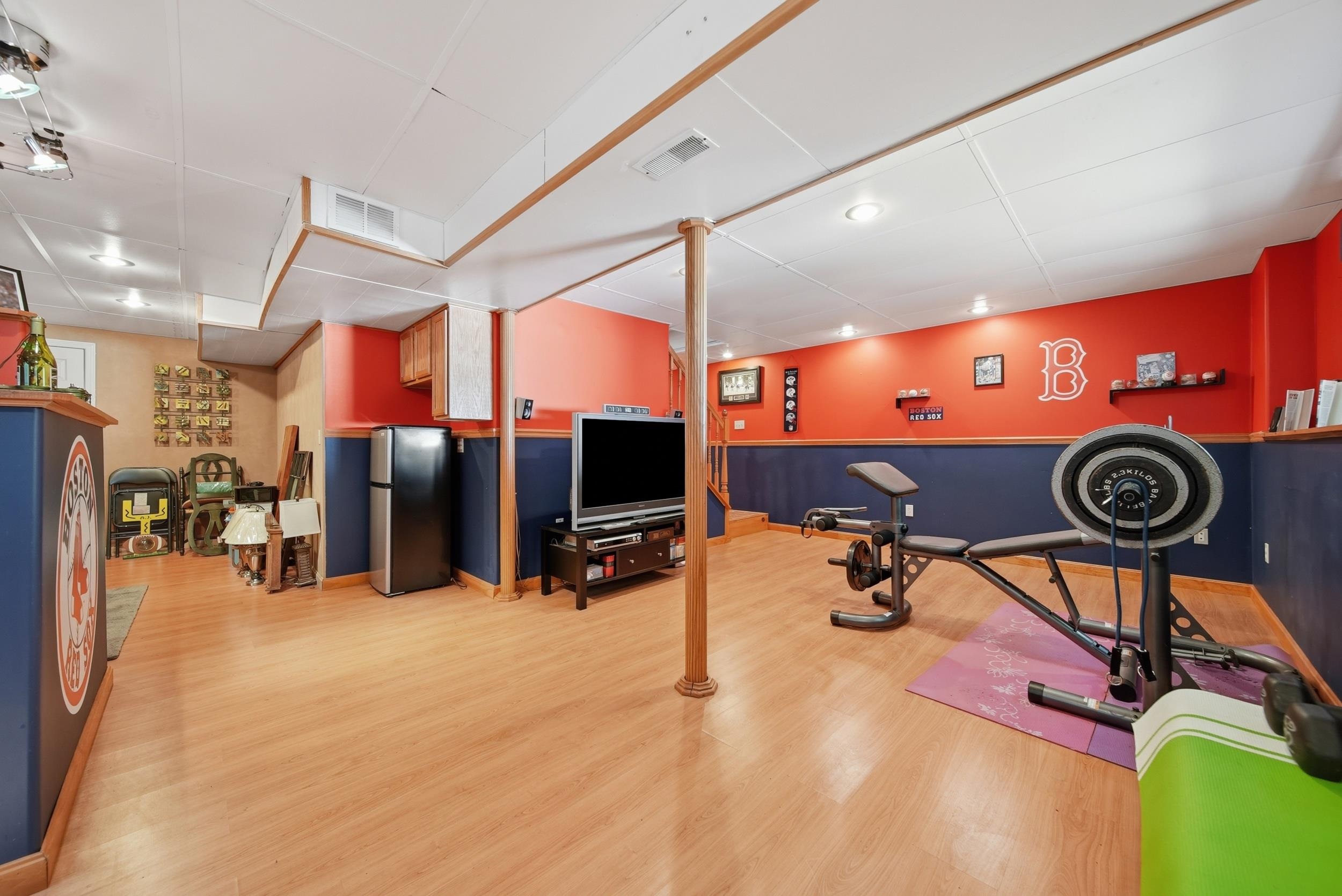 main property photo 22