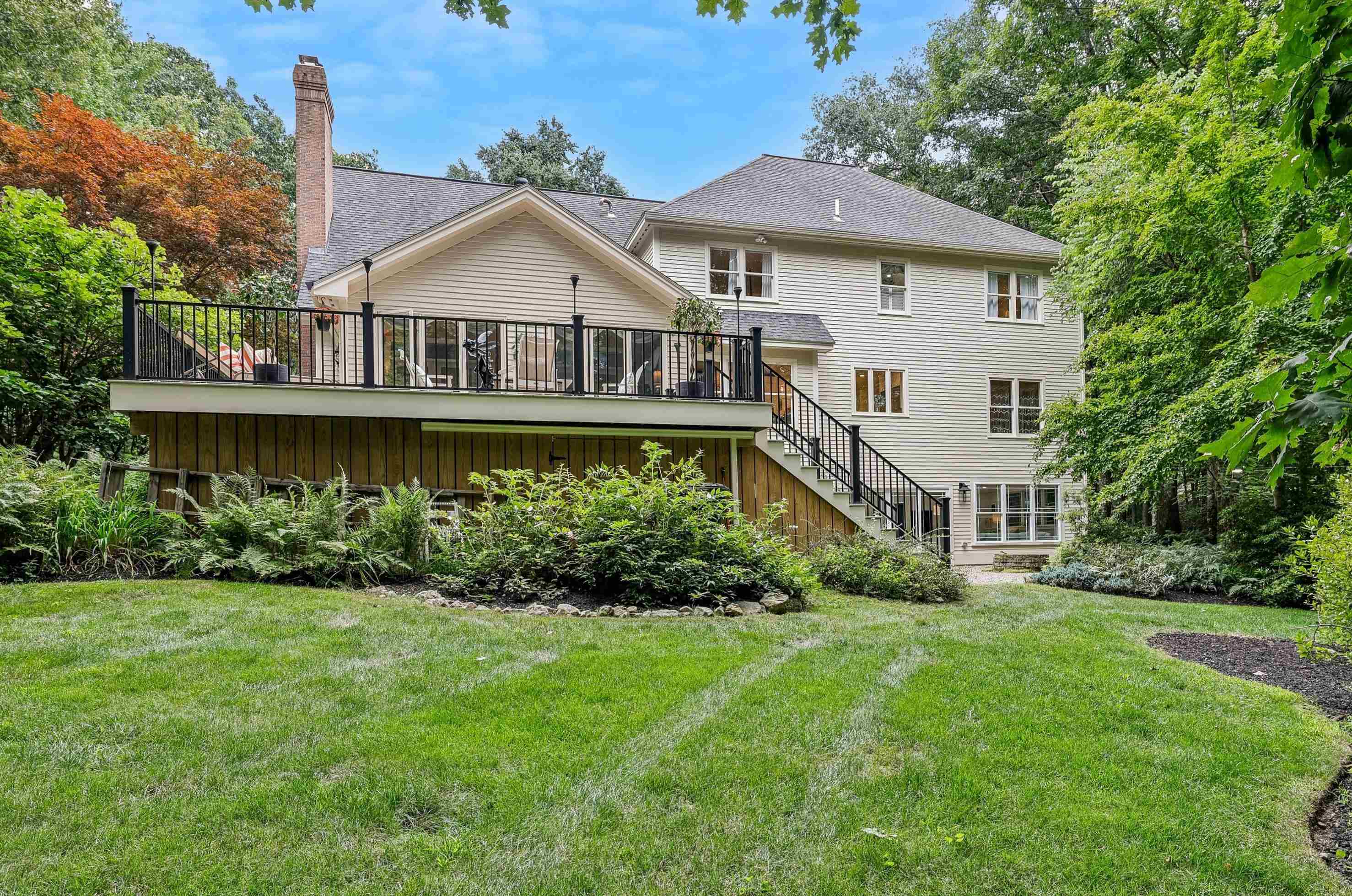 main property photo 48