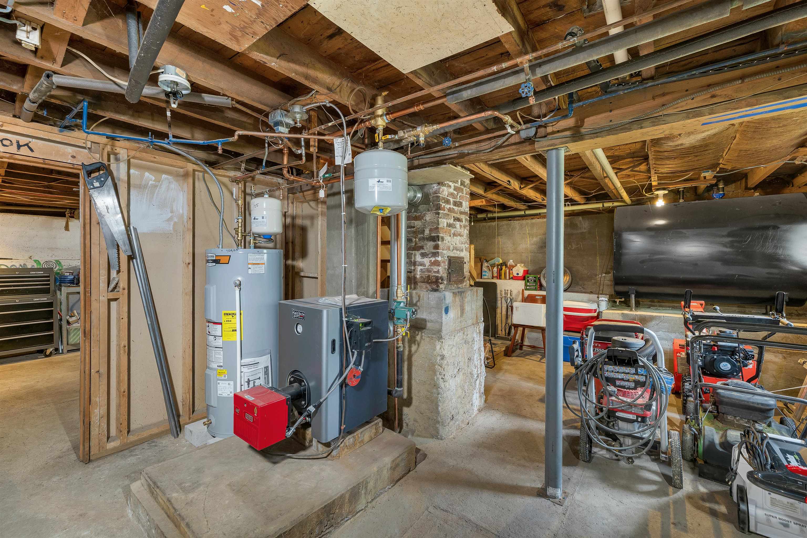 main property photo 33