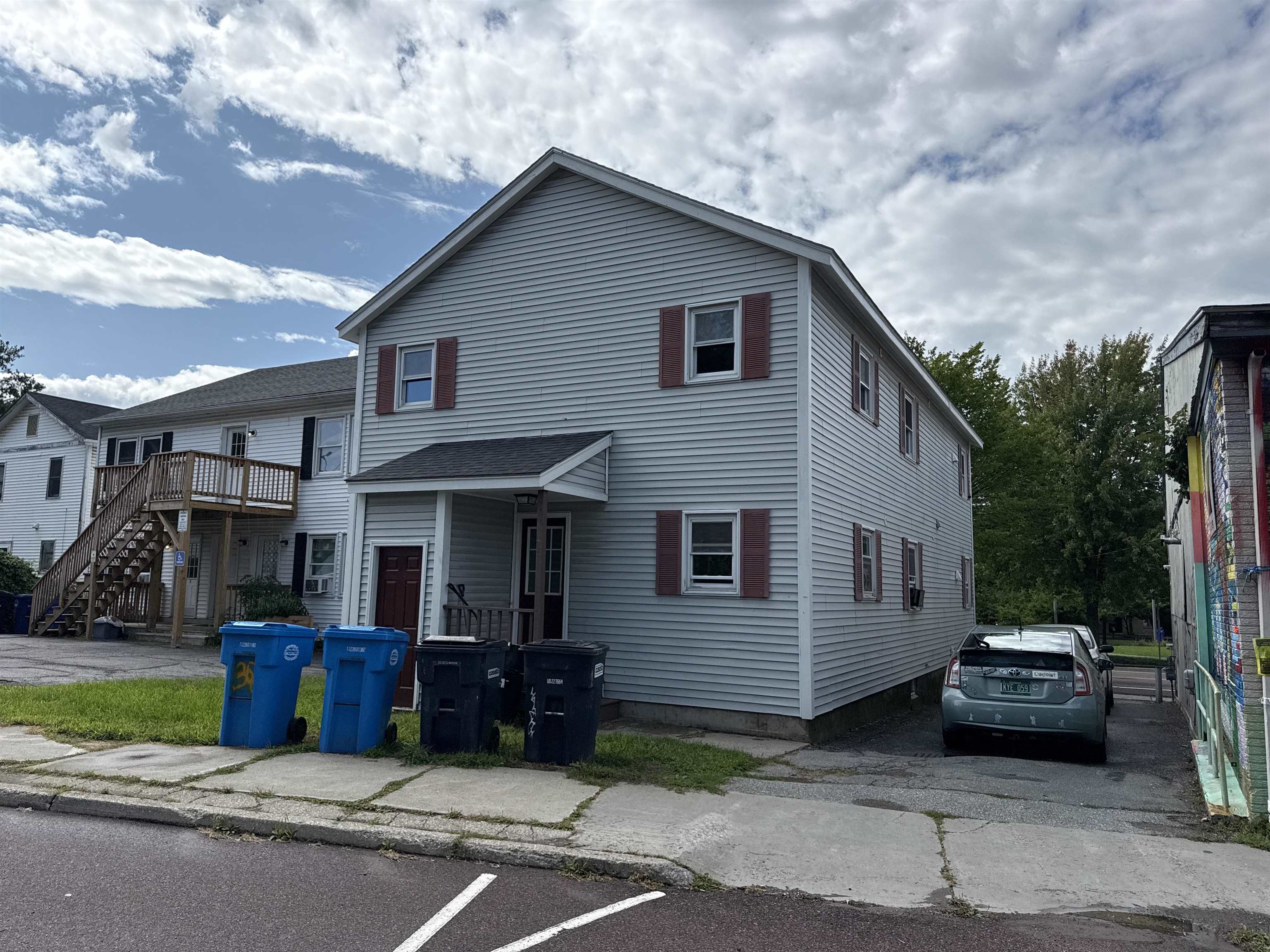 main property photo 18