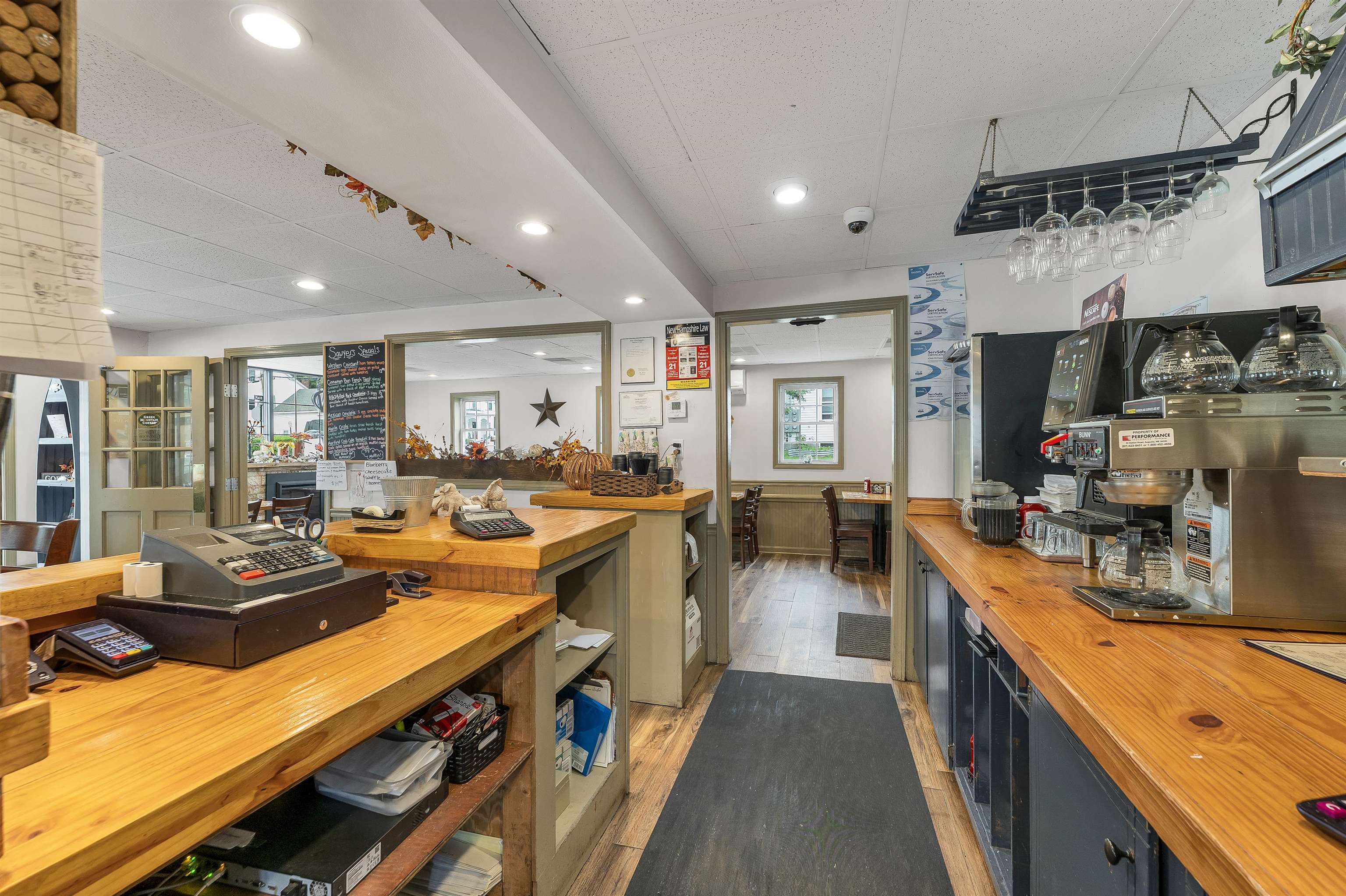 main property photo 16