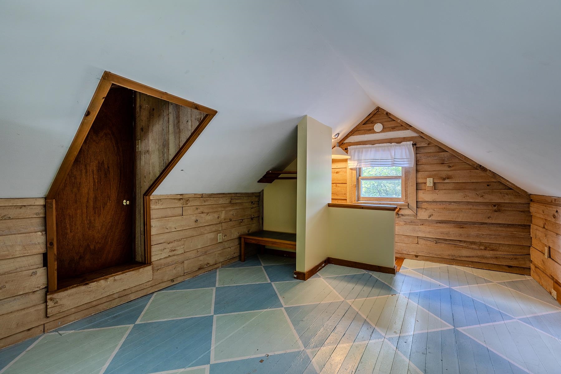 main property photo 47