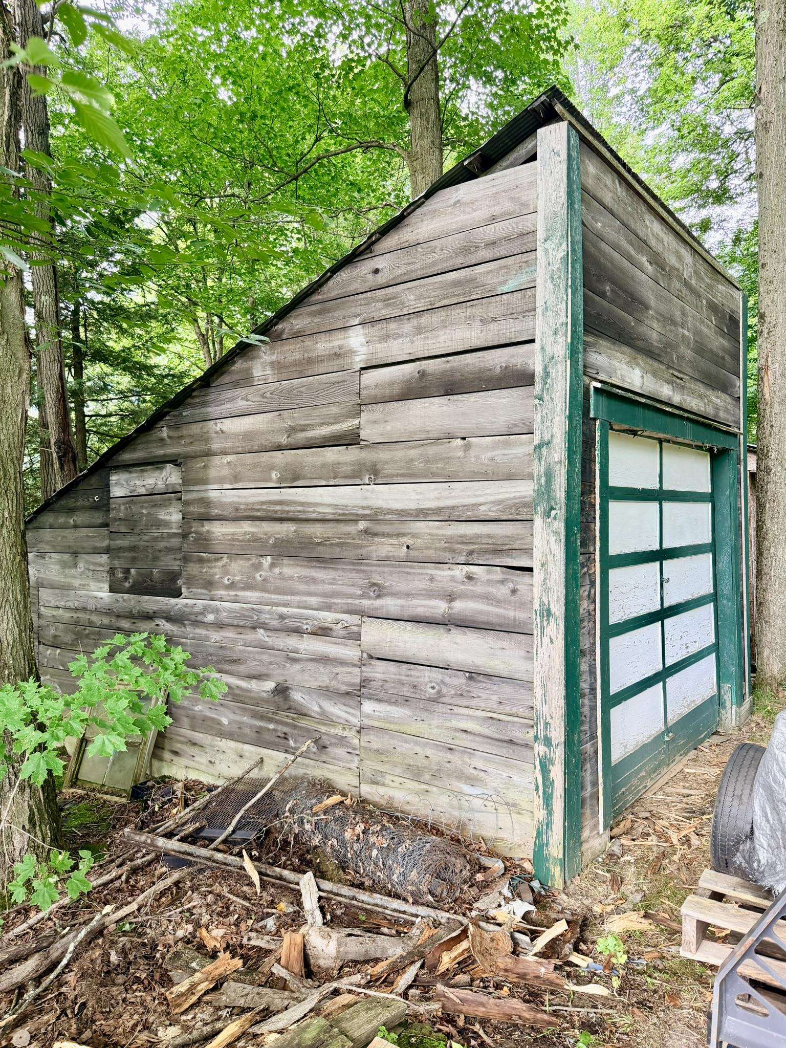 main property photo 33