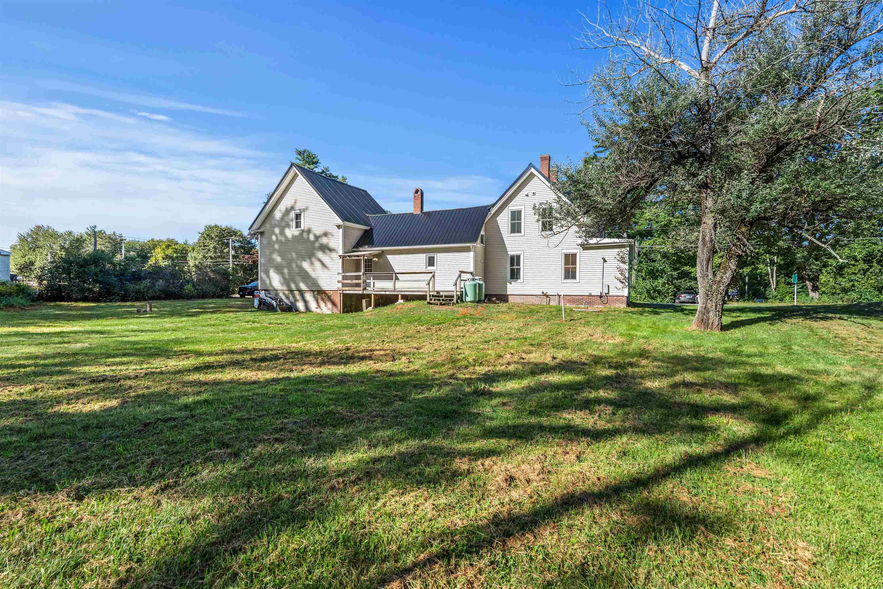 main property photo 34