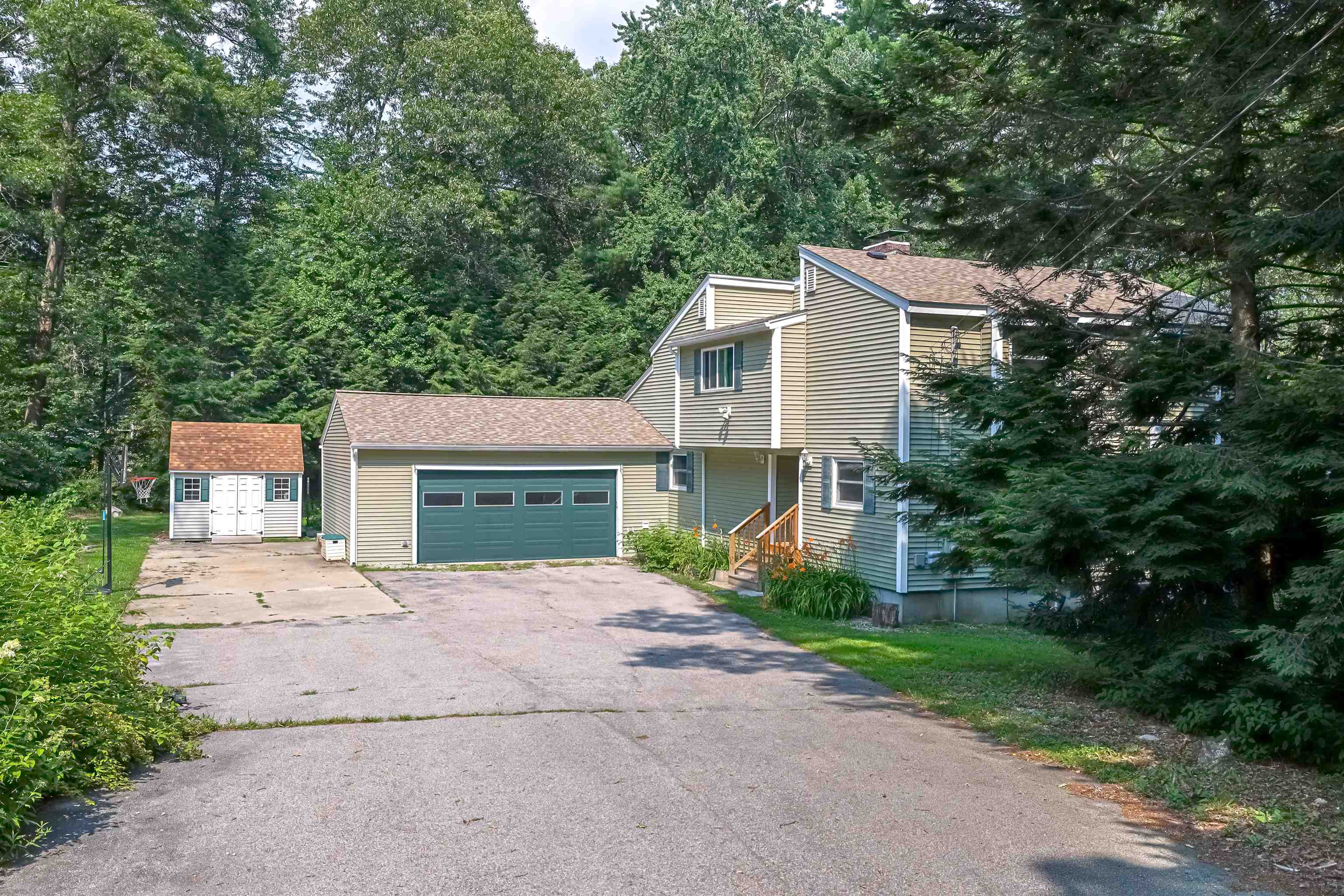 main property photo 59
