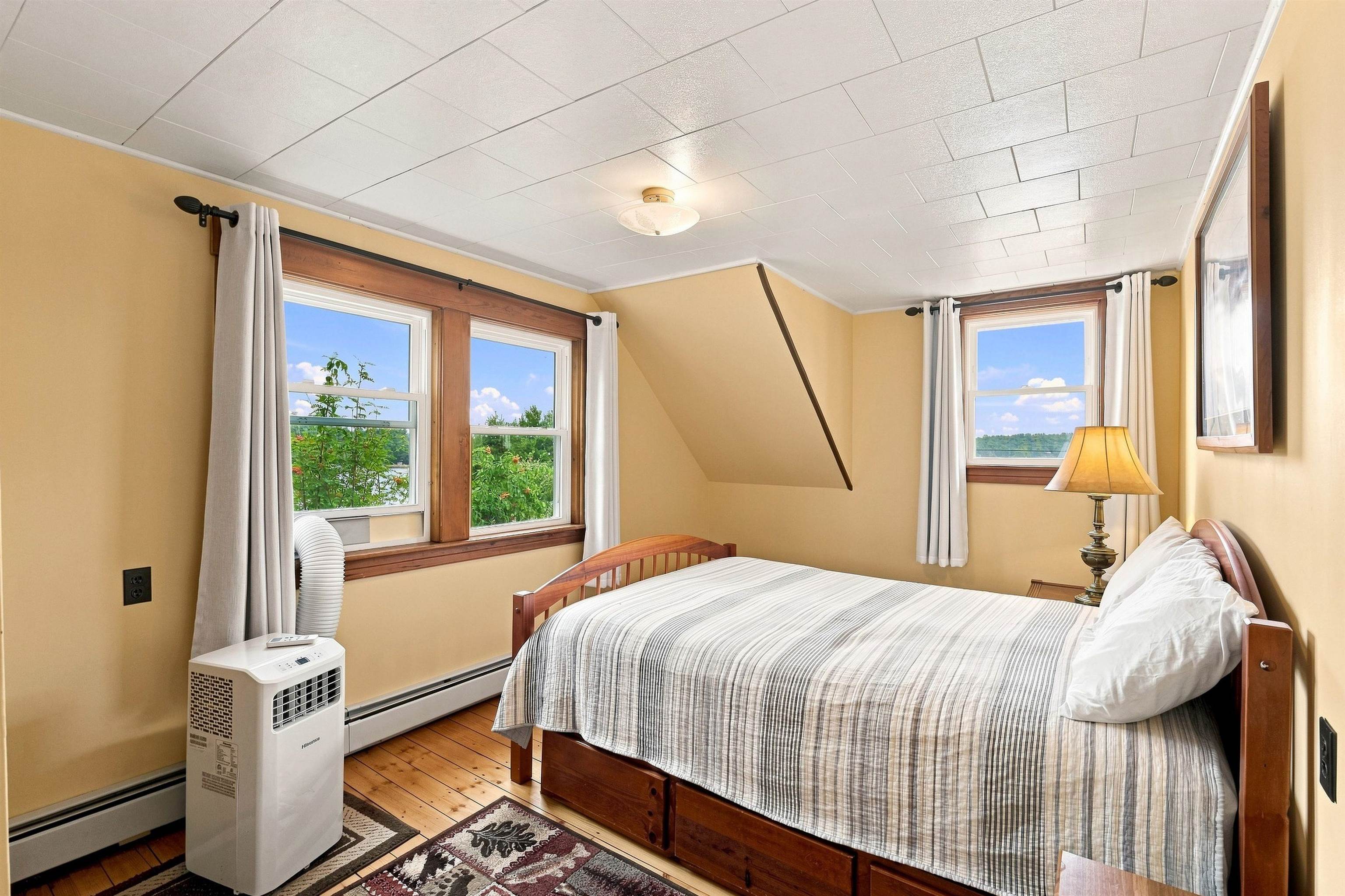 main property photo 41