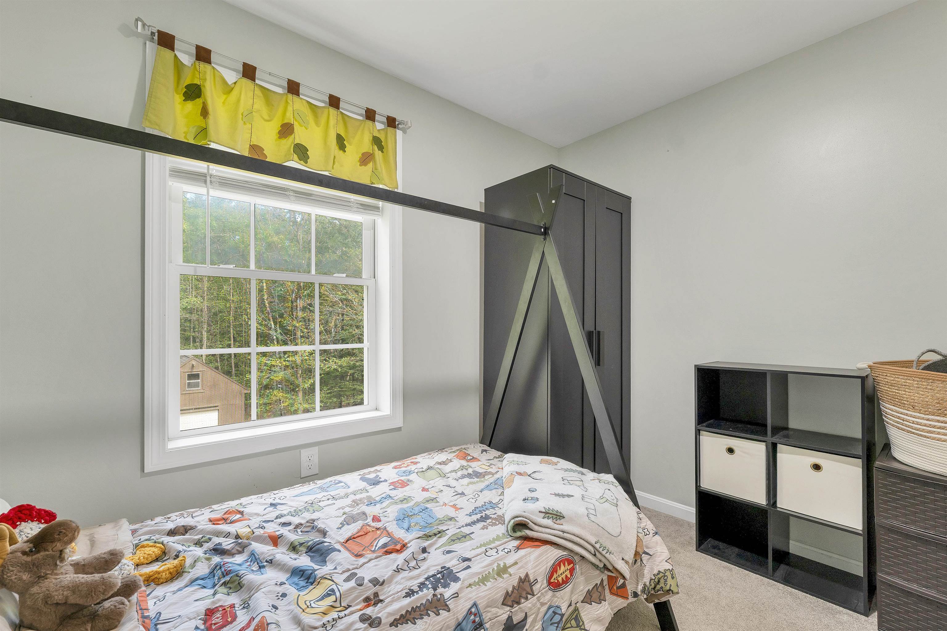 main property photo 35