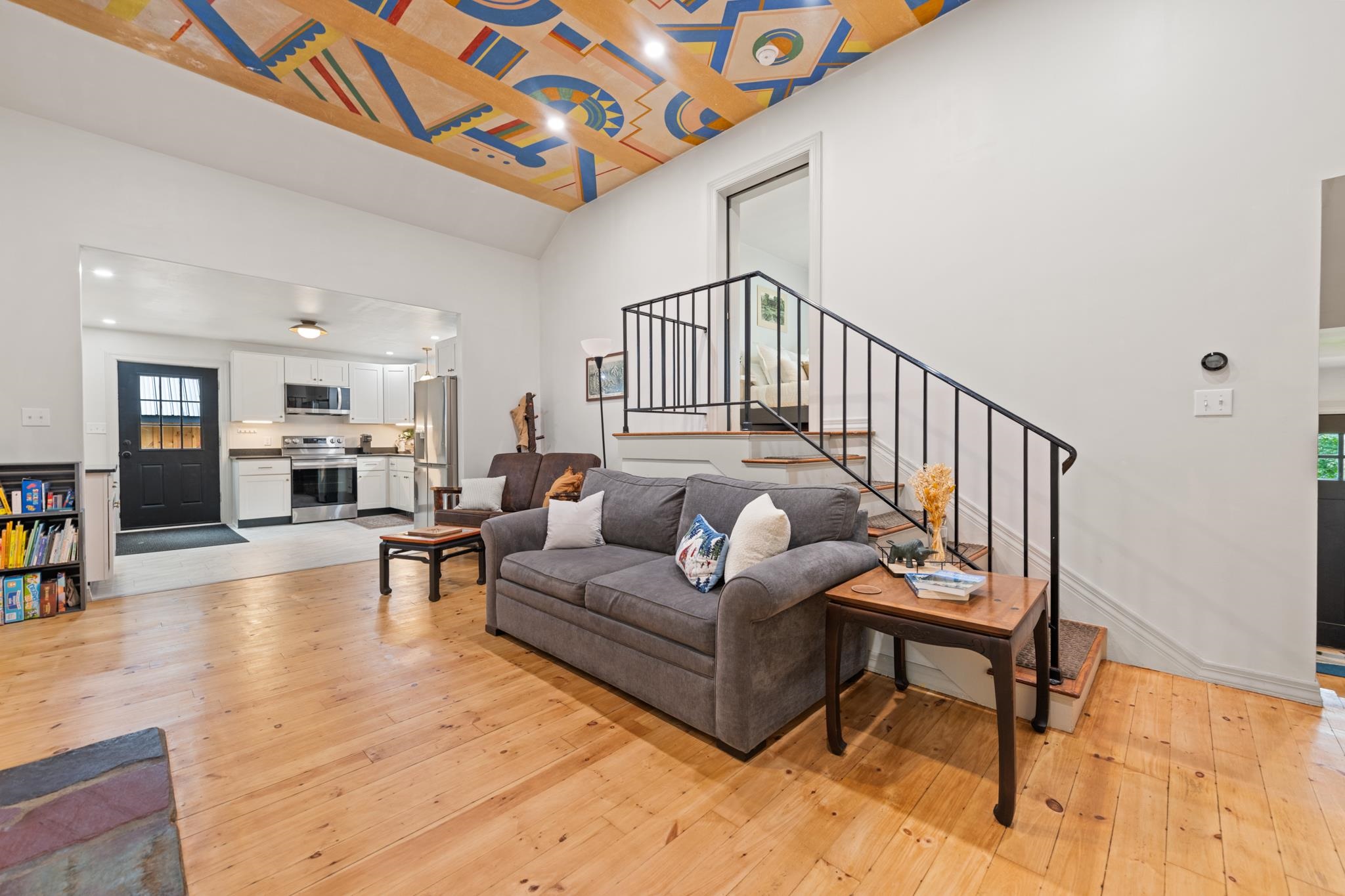 main property photo 16