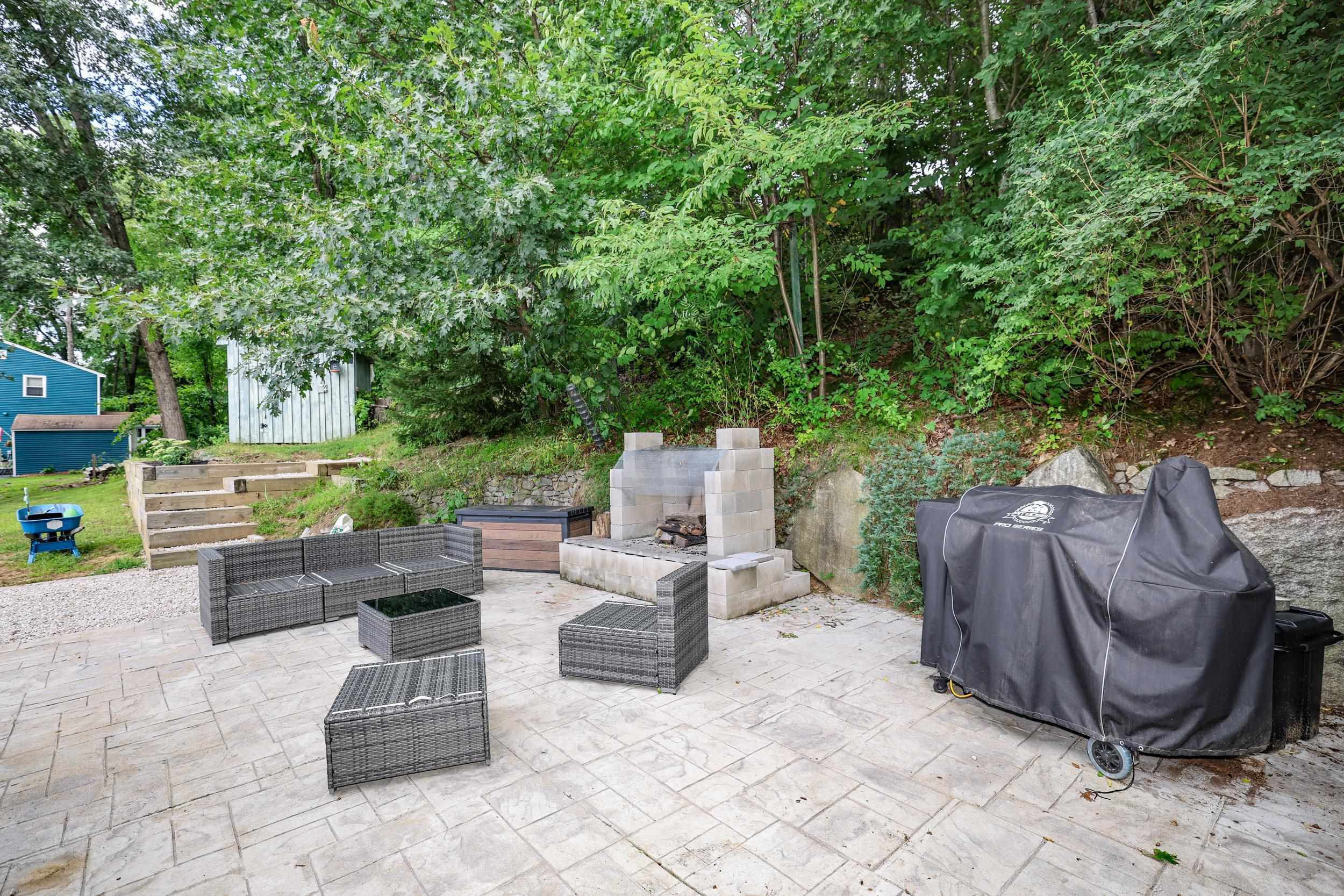 main property photo 32