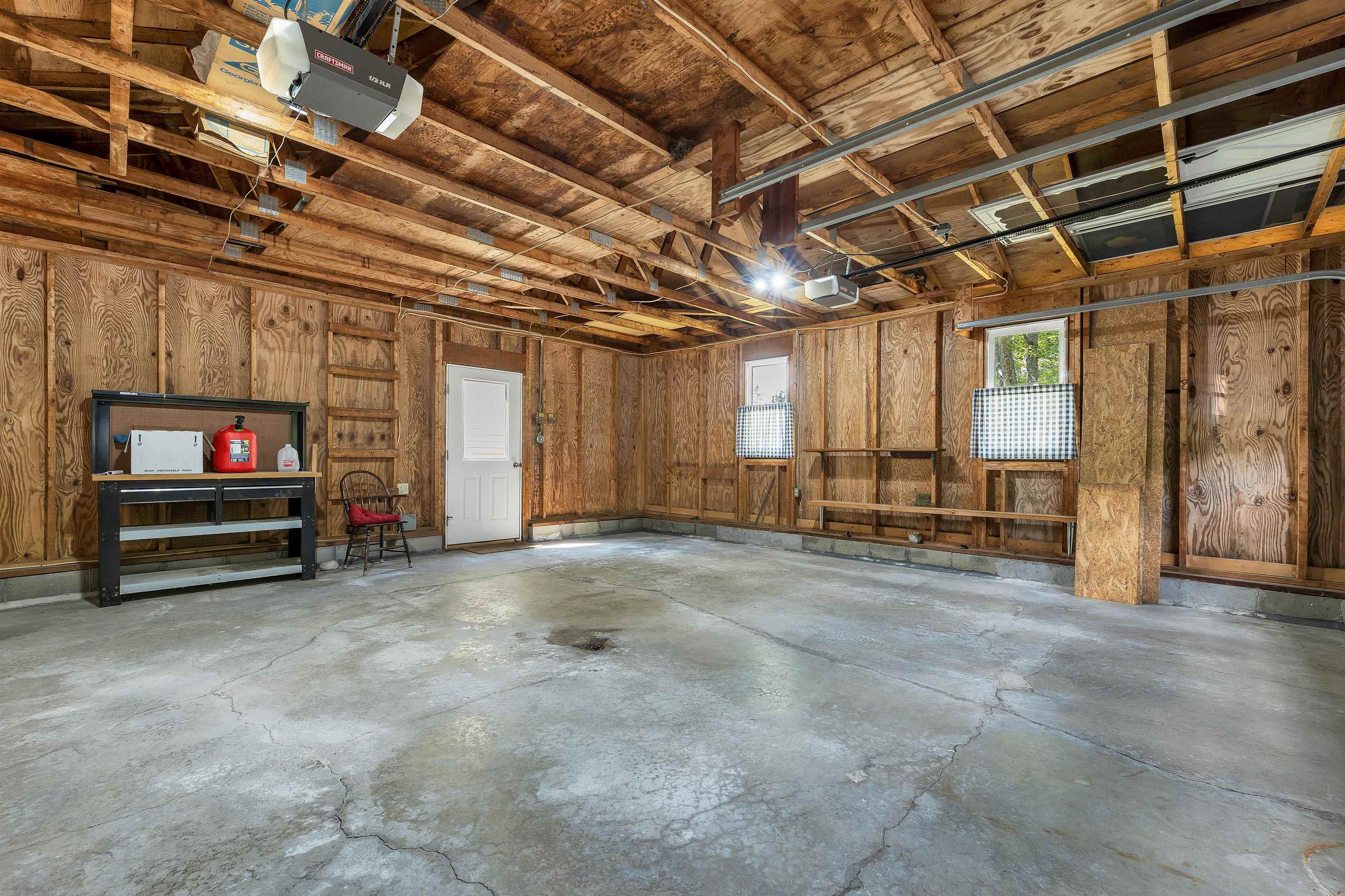 main property photo 59