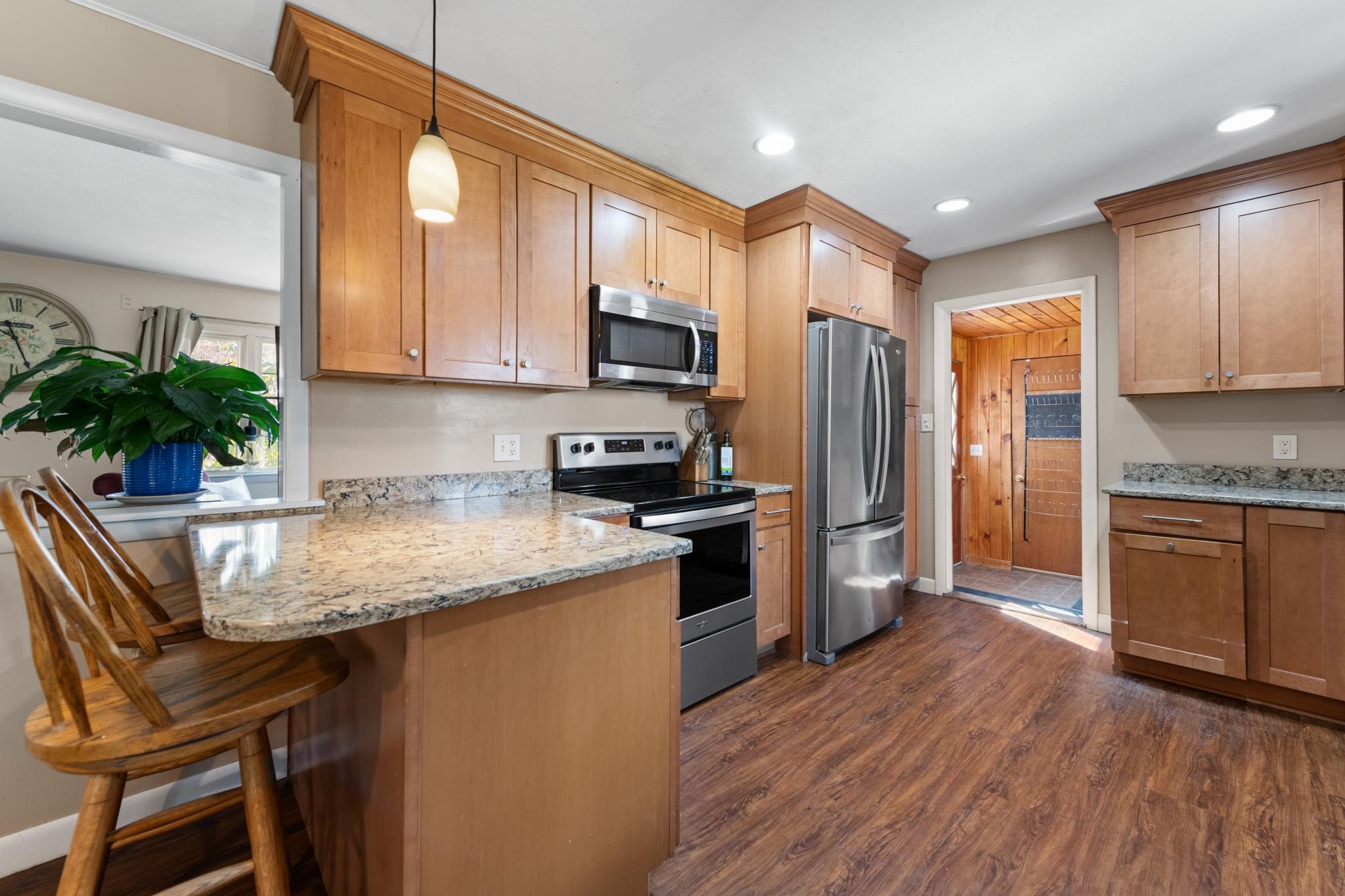 main property photo 4