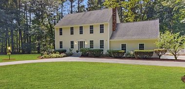 image of property with 4 Bed | 3 Bath | 3,900 Sqft