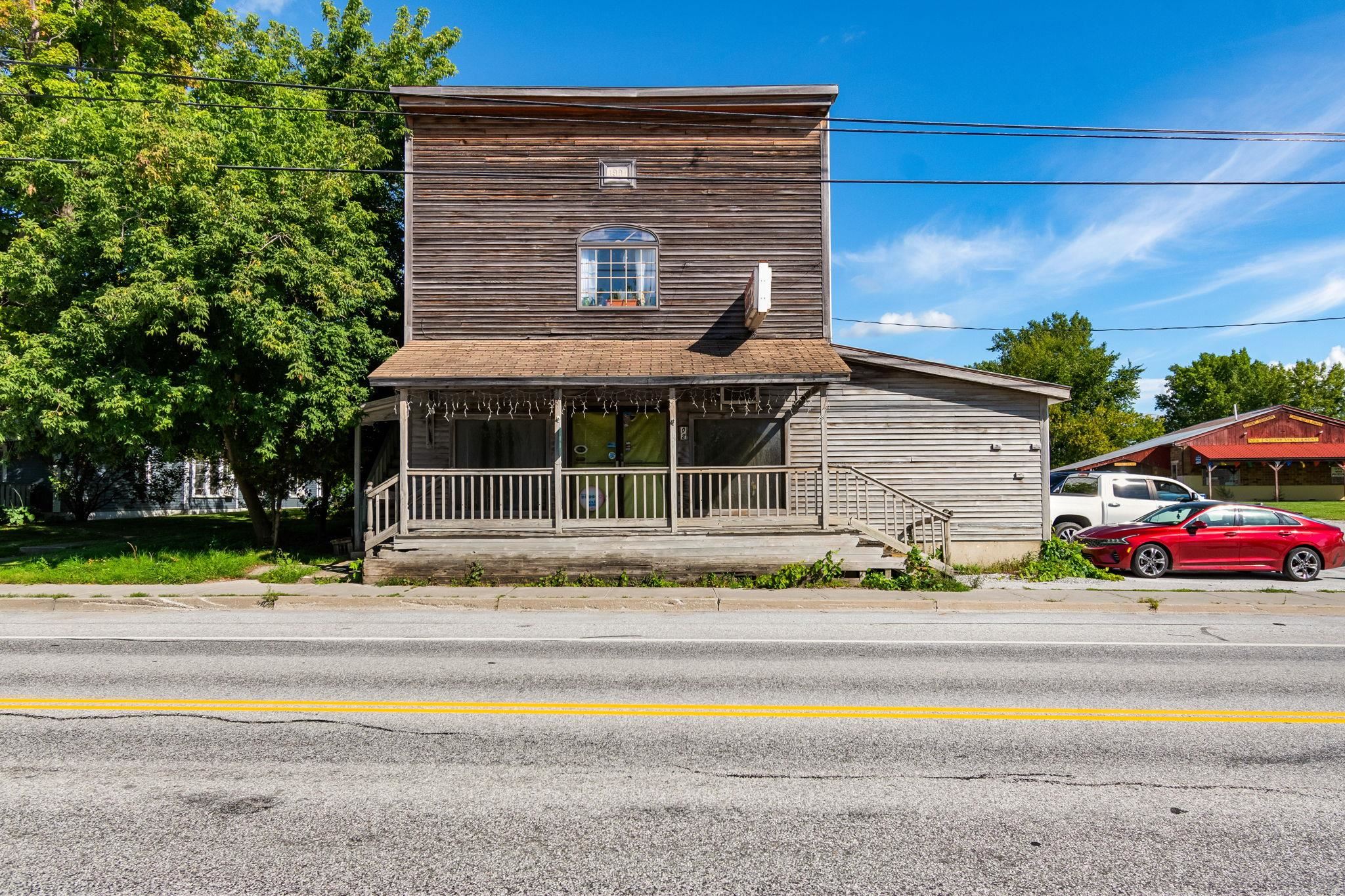 main property photo 41
