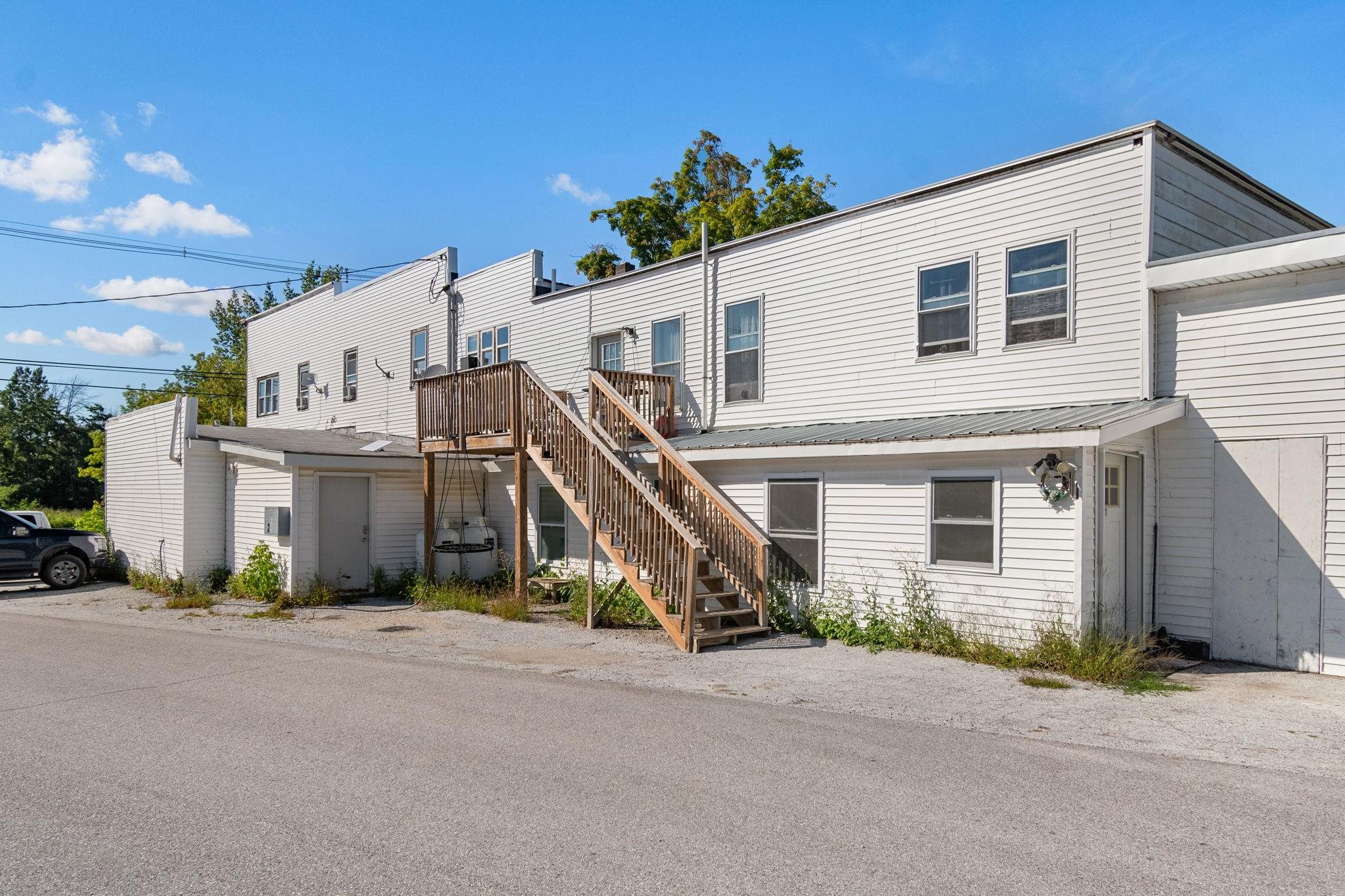 main property photo 44