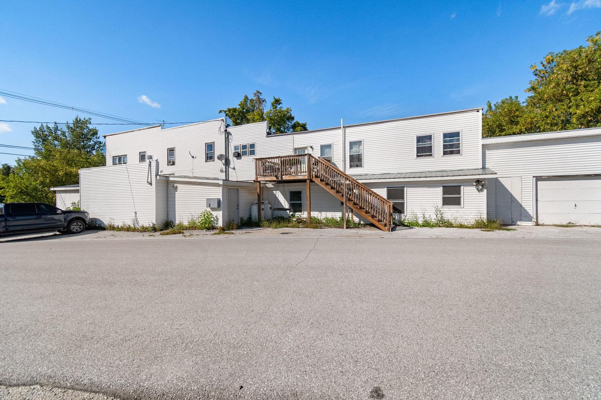 main property photo 45