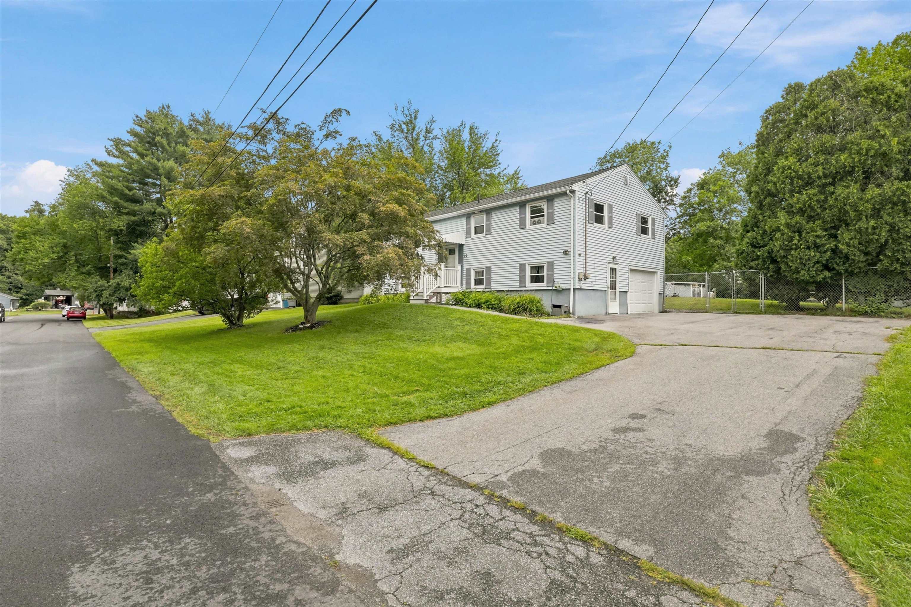 main property photo 31