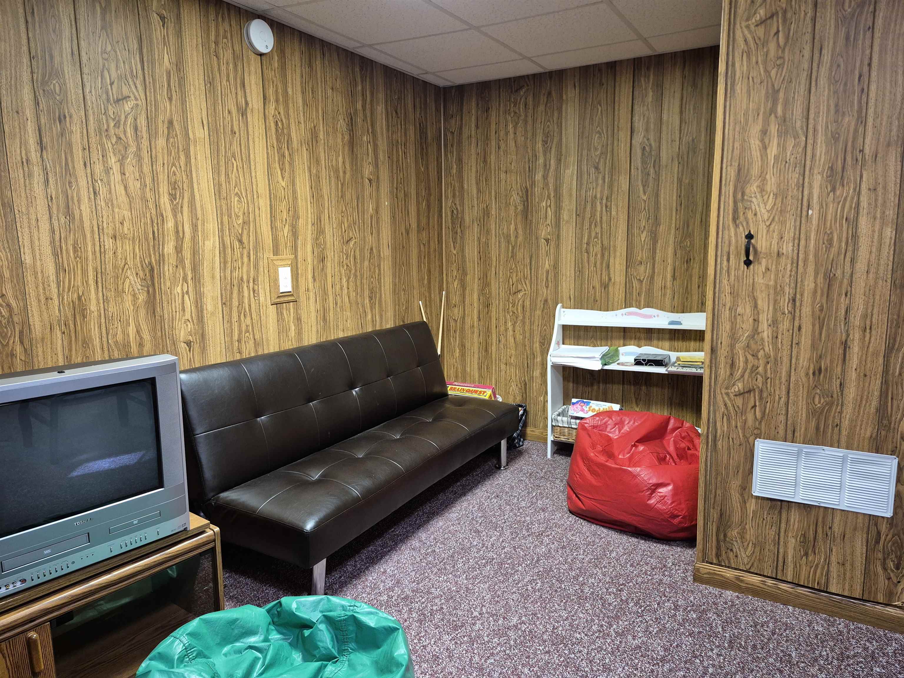 main property photo 23