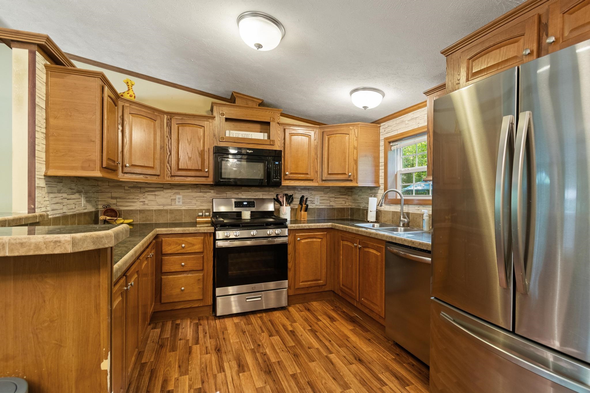 main property photo 2