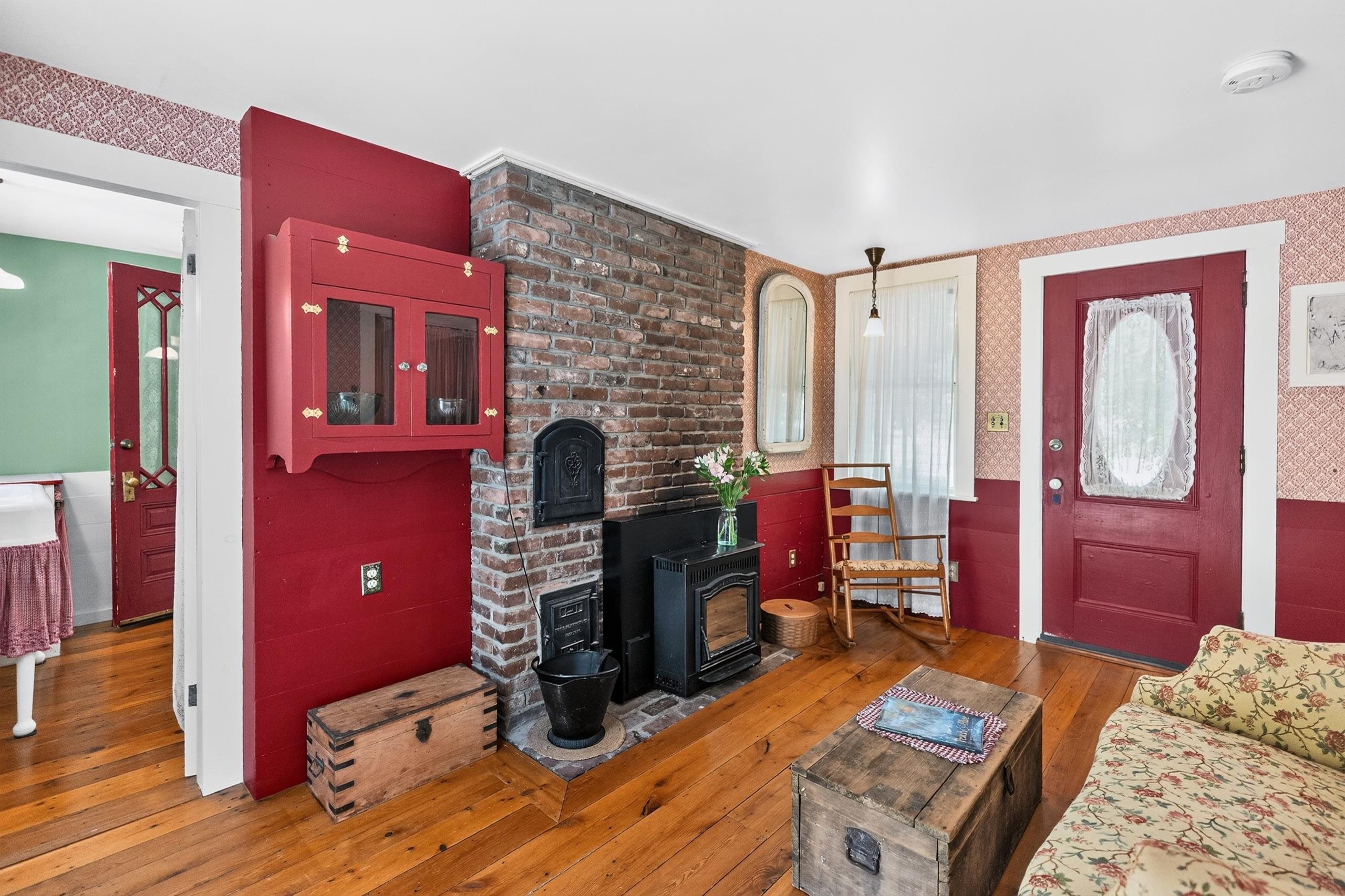 main property photo 18