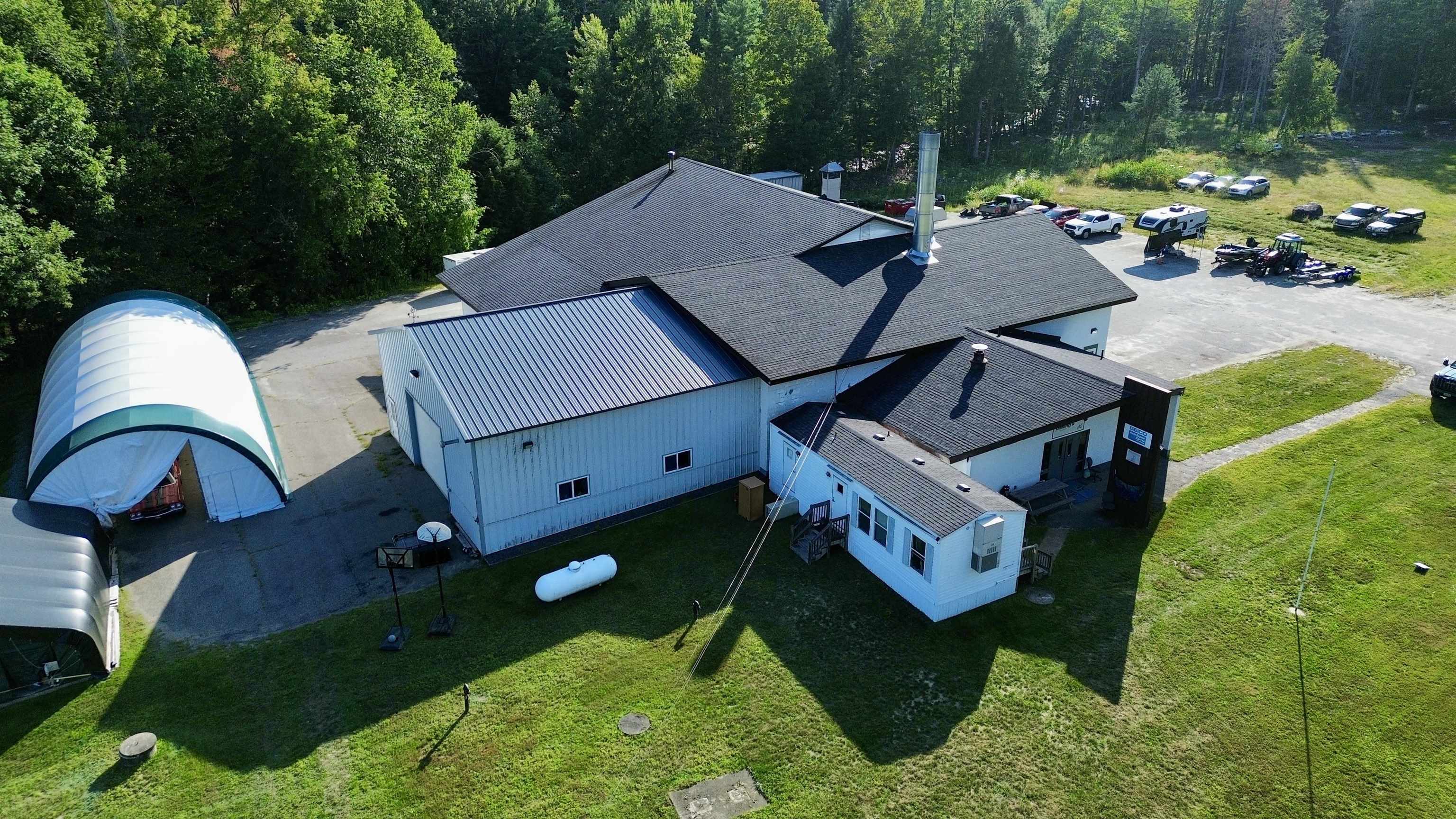 main property photo 47