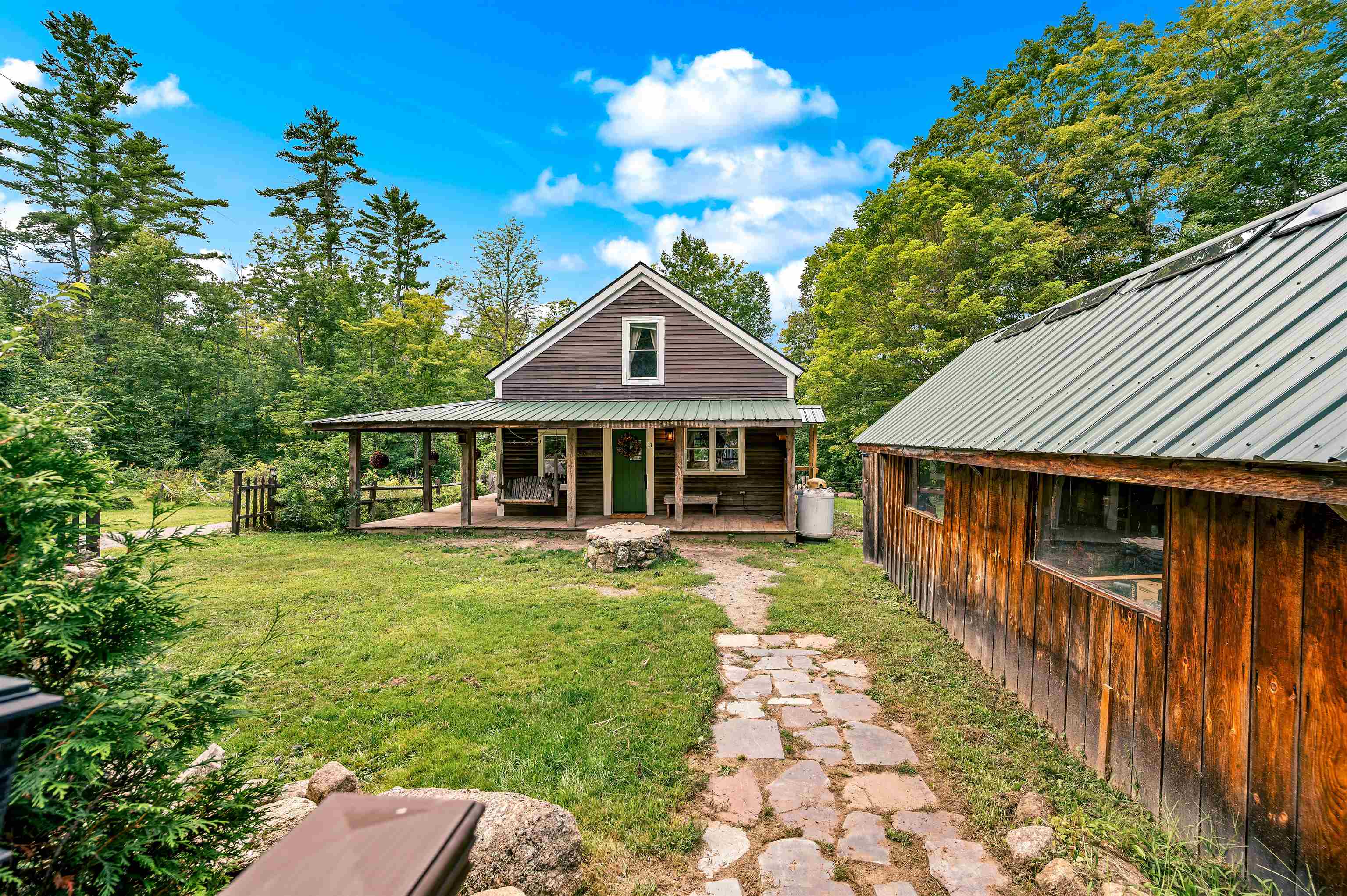 main property photo 23