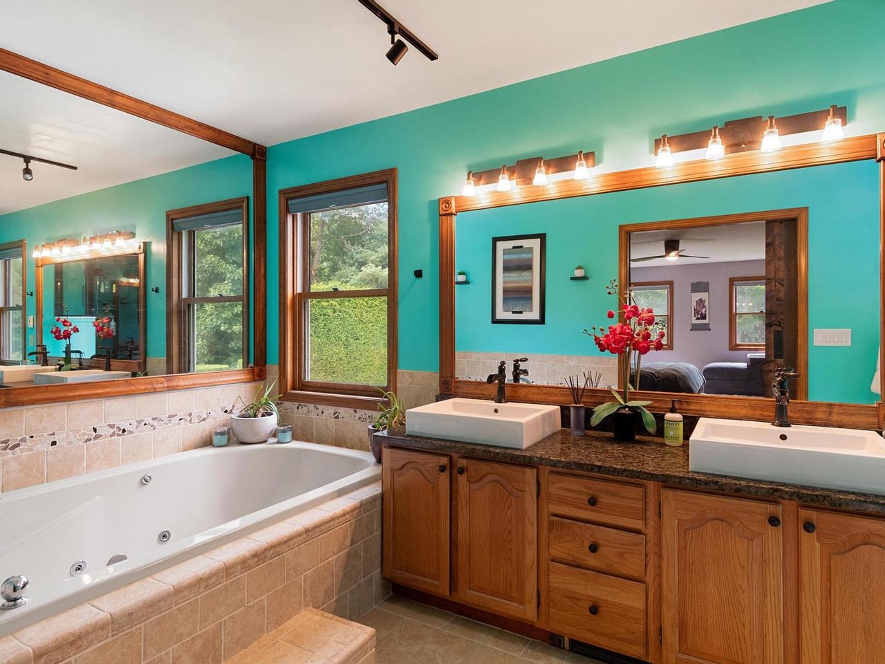 main property photo 19