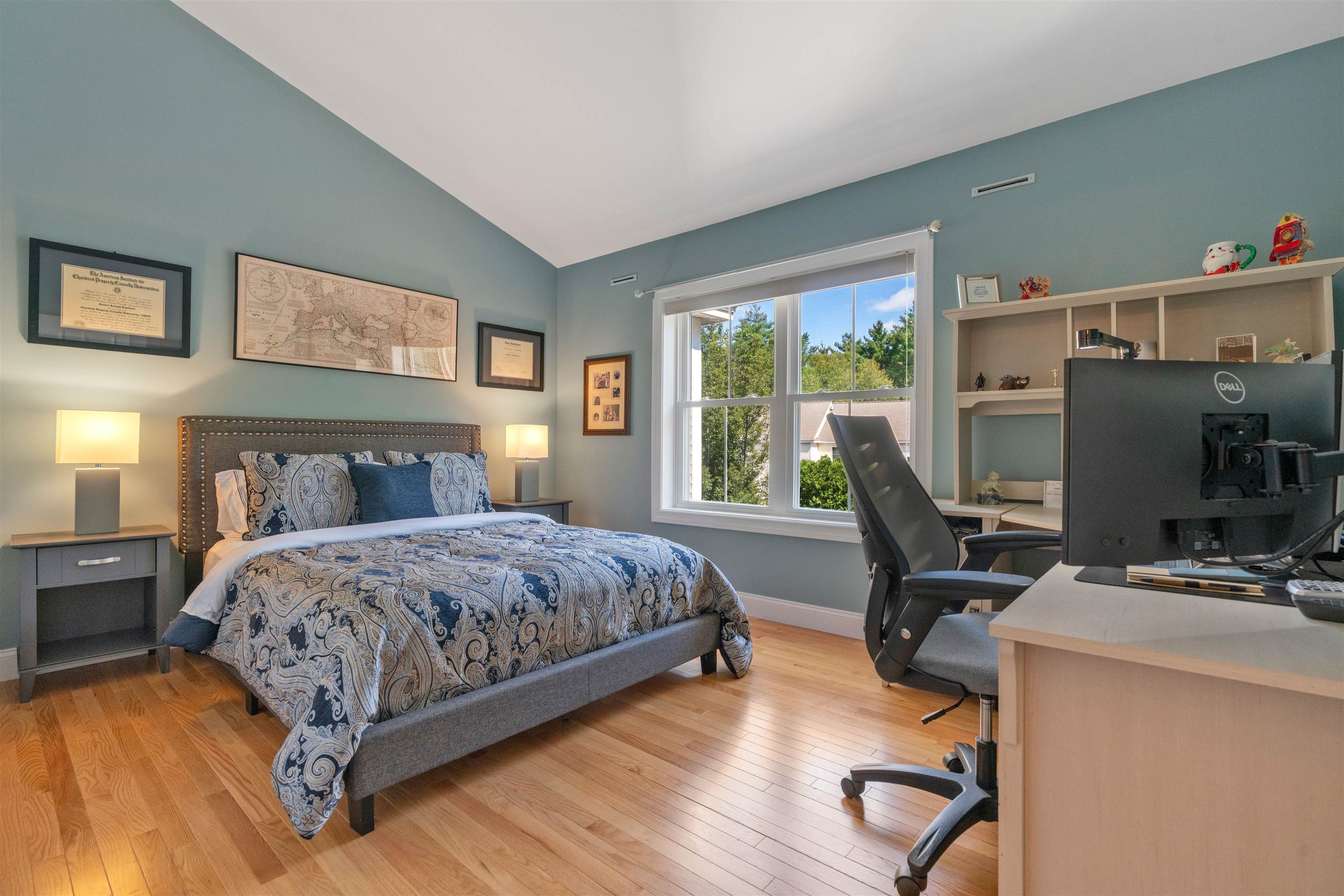 main property photo 22