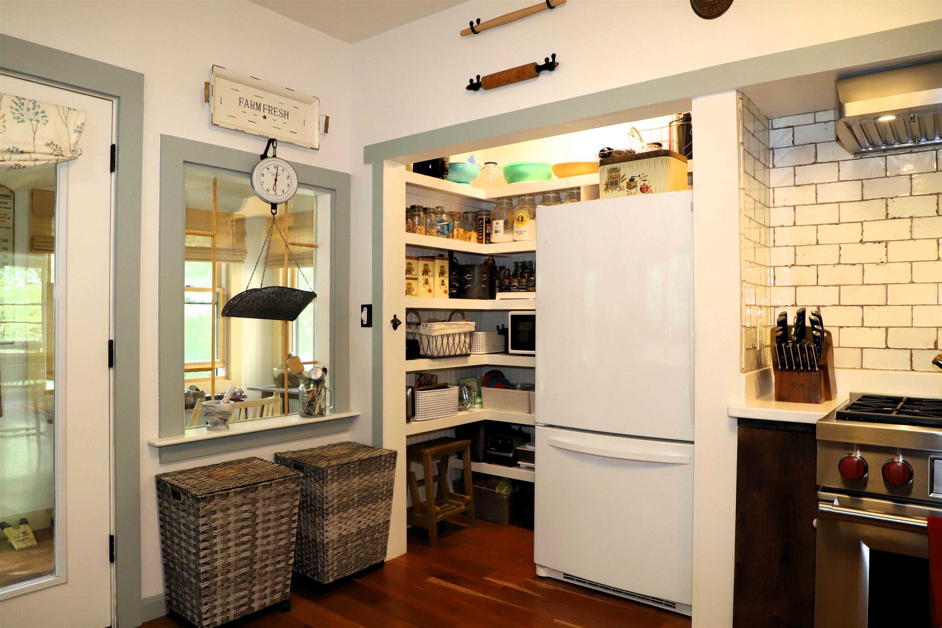 main property photo 5